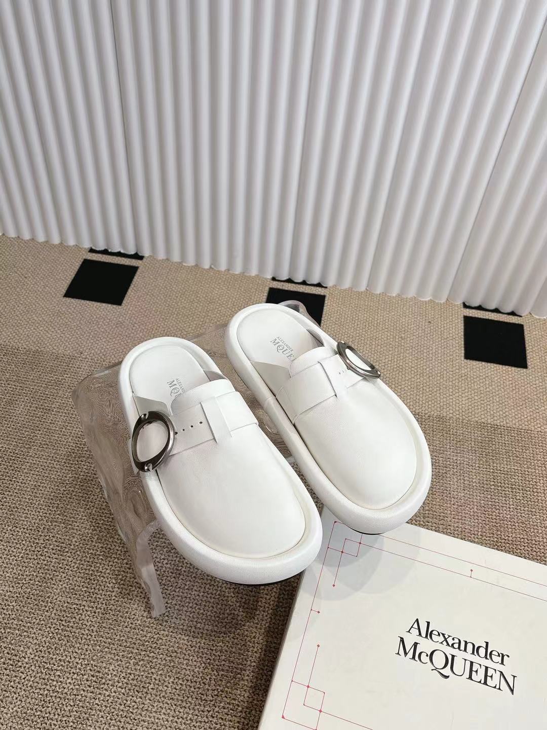 Alexander McQueen 女340 大头包头拖 勃肯拖‼ ‼
