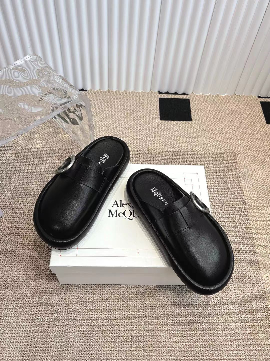 Alexander McQueen 女340 大头包头拖 勃肯拖‼ ‼