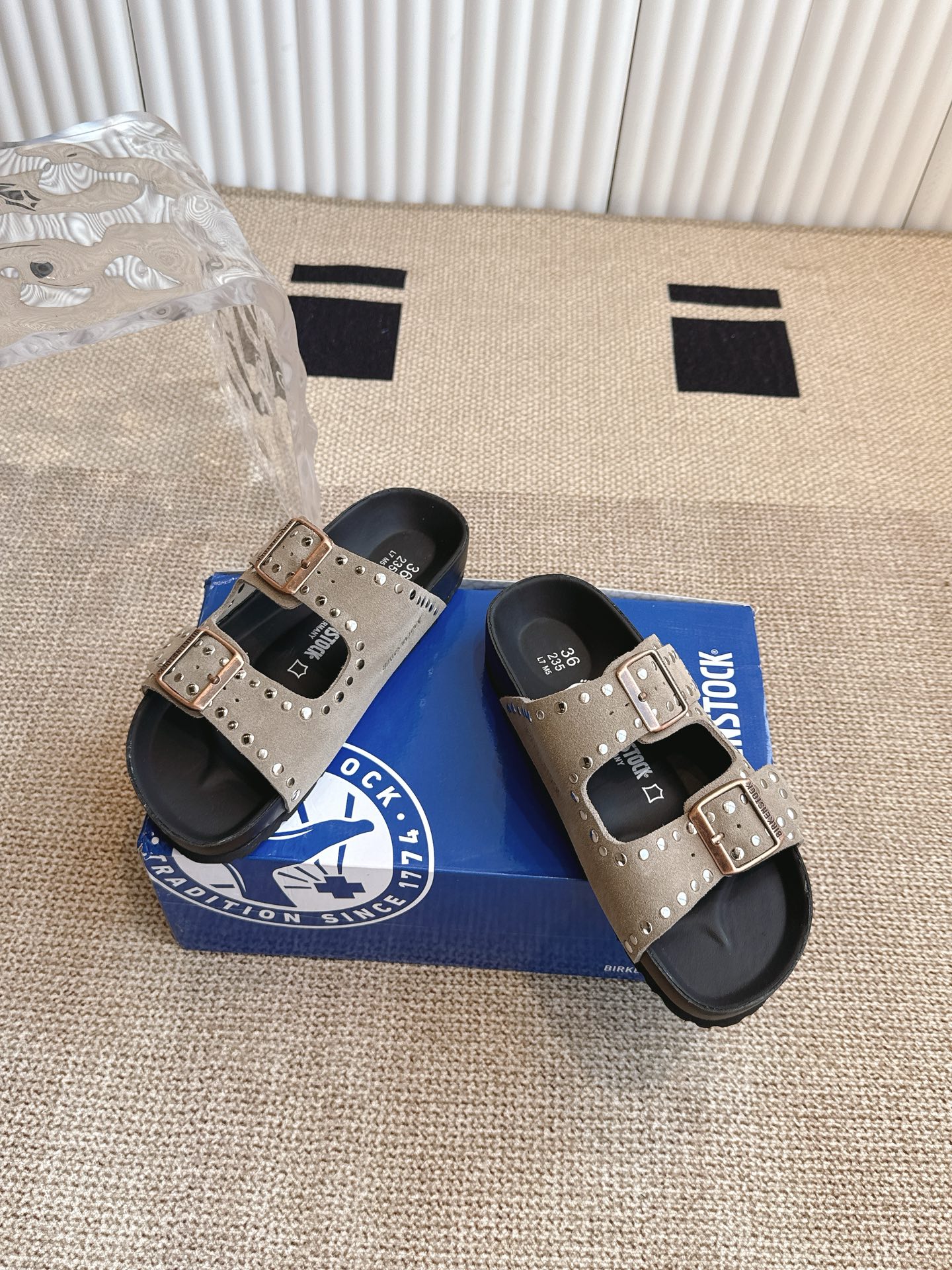 “Rome Sandals: Birkenstock Class 550 – Fashionable, Comfortable, and Durable!” - 图片 2