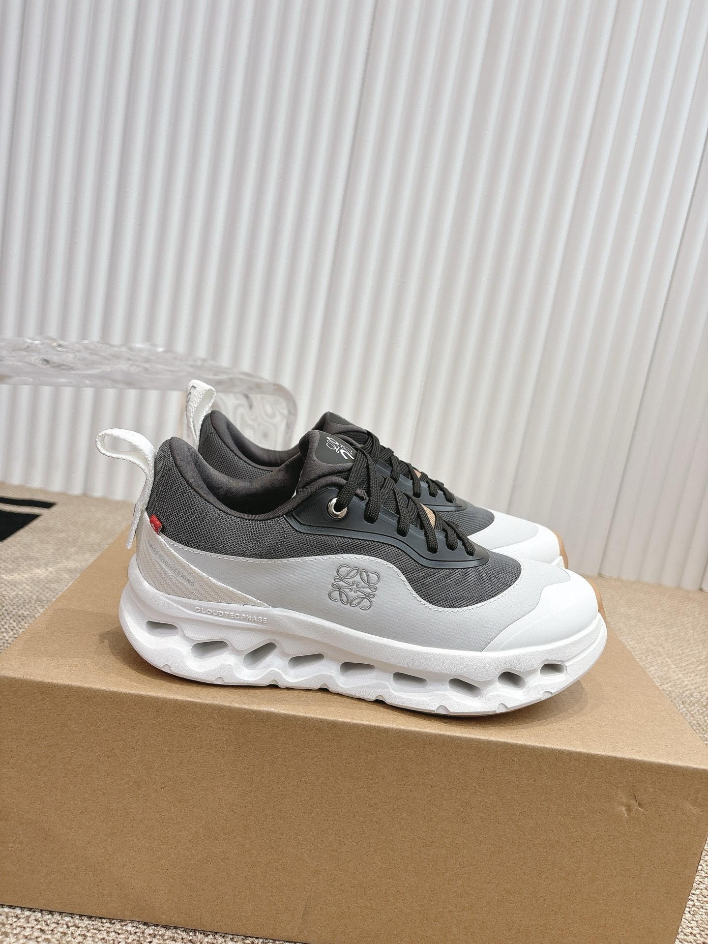 Loewe x On Cloudtilt 2.0 Sneakers Runners Couple Style Fashionable Shoes 8 i1743417572556 5104 0 7