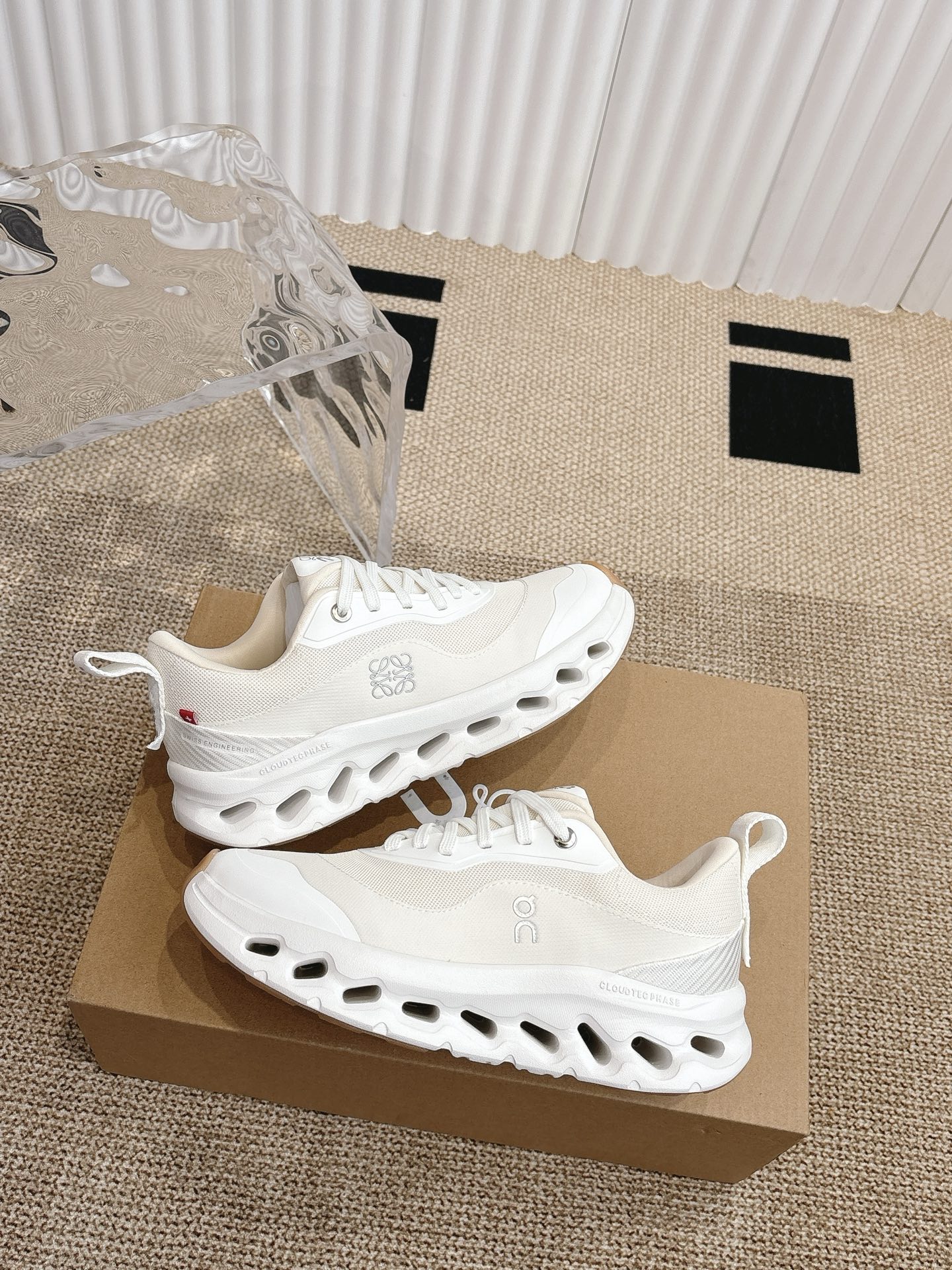 Loewe x On Cloudtilt 2.0 White Sneakers - City & Outdoor Ready 6 i1743417624393 3997 0 4
