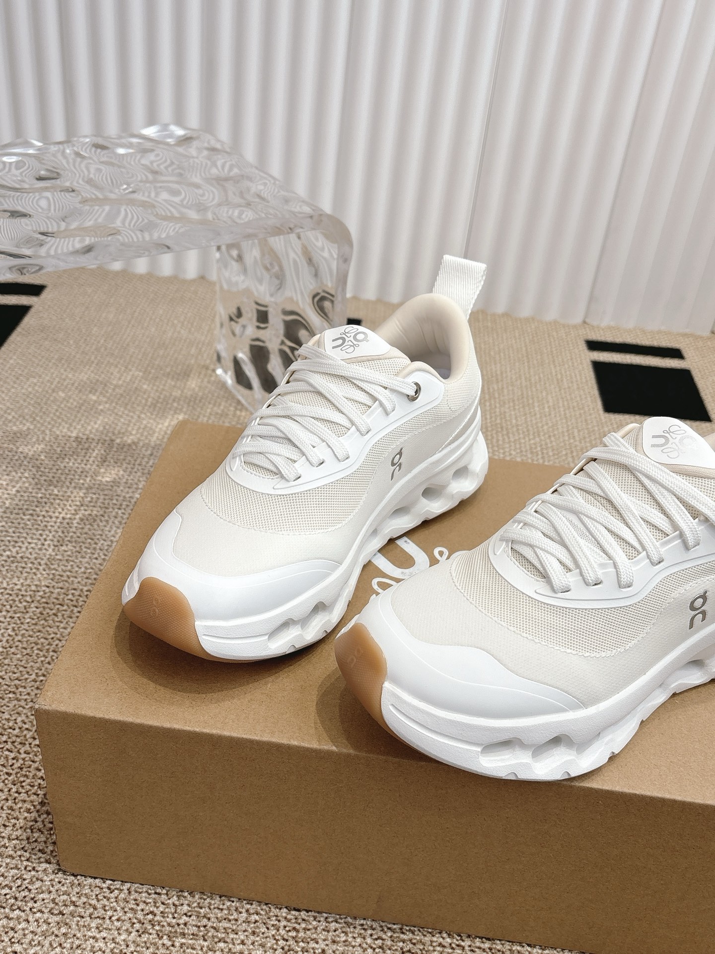 Loewe x On Cloudtilt 2.0 White Sneakers - City & Outdoor Ready 7 i1743417624396 3644 0 5