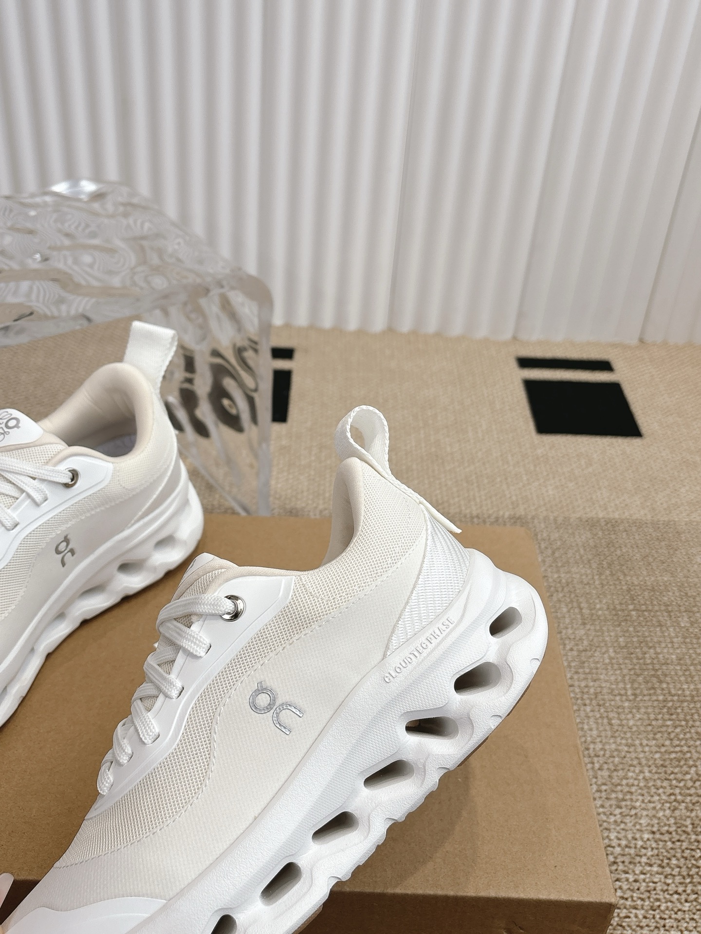 Loewe x On Cloudtilt 2.0 White Sneakers - City & Outdoor Ready 8 i1743417625807 68 0 6