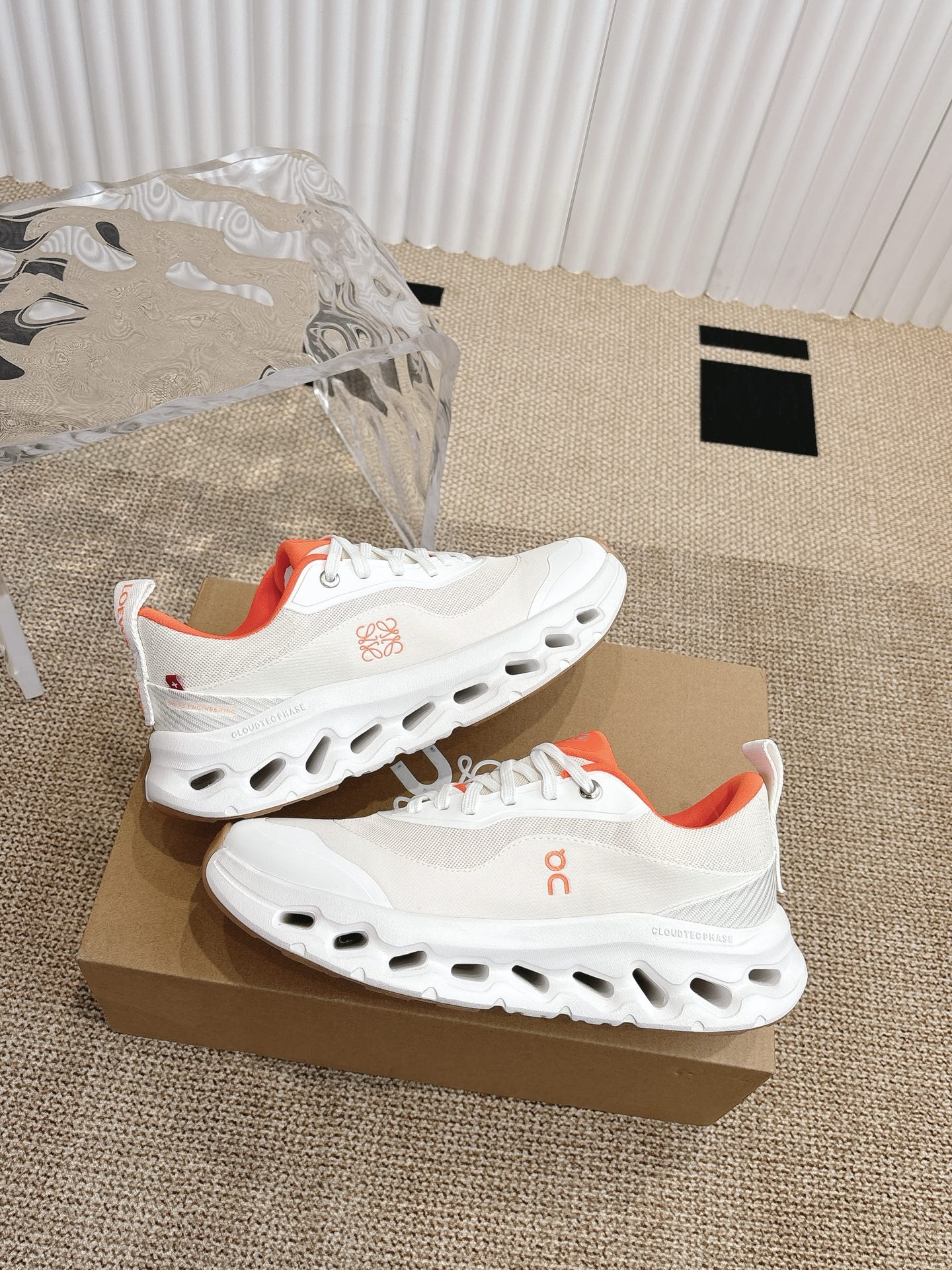 Loewe x On Cloudtilt 2.0: Stylish Running Shoes for Urban & Outdoor Life 6 i1743417686365 6142 0 4