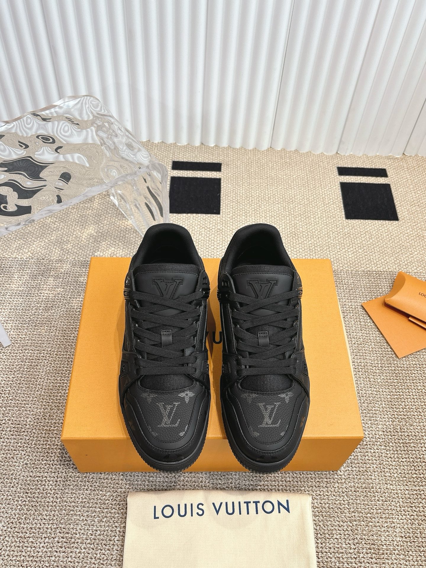 Louis Vuitton Vuiton 路易威登 Trainer系列板鞋篮球鞋 ‼