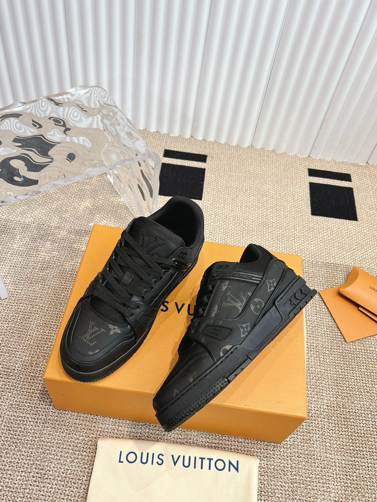 Louis Vuitton Vuiton 路易威登 Trainer系列板鞋篮球鞋 ‼