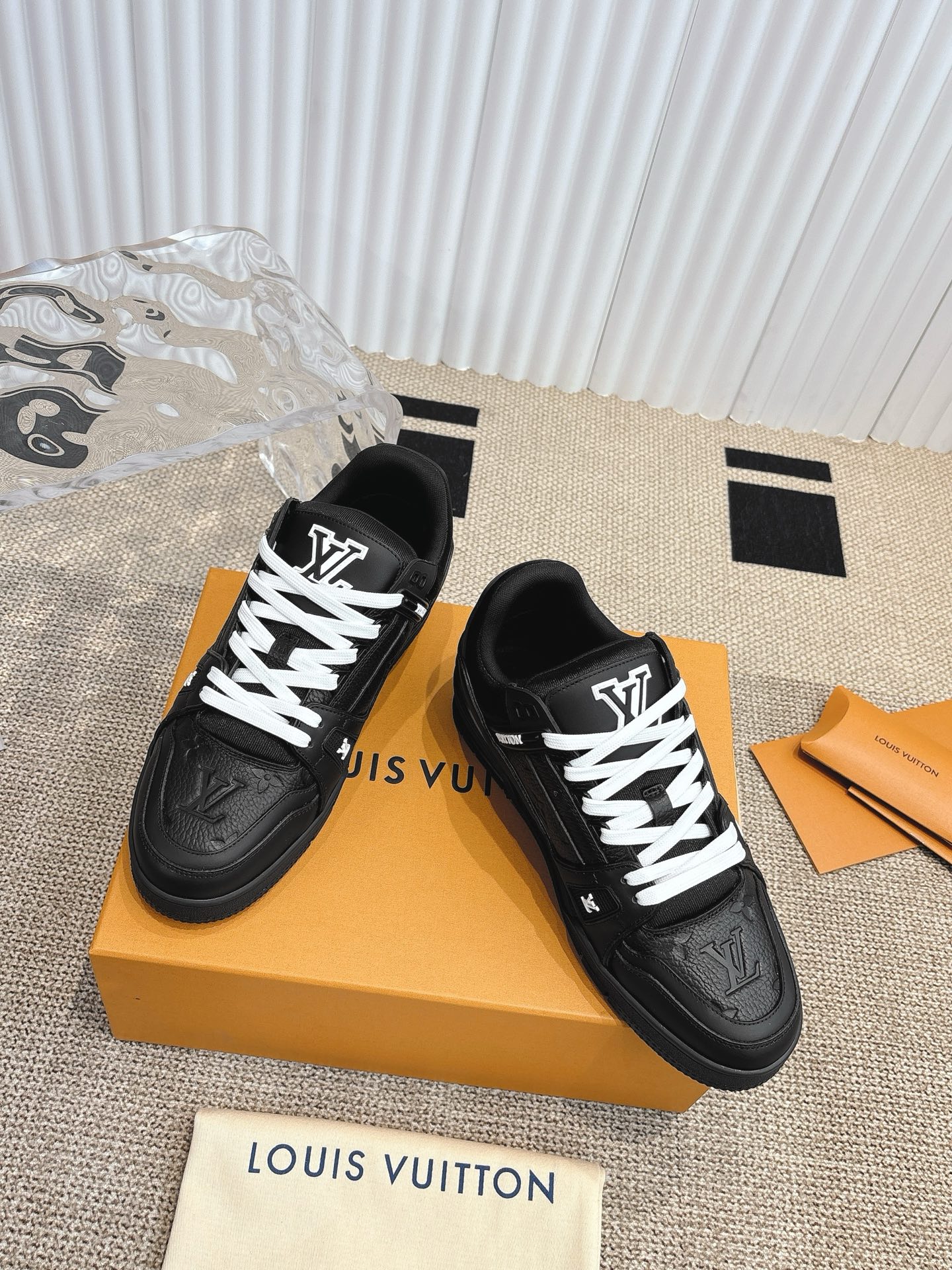 Louis Vuitton Vuiton 路易威登 Trainer系列板鞋篮球鞋 ‼