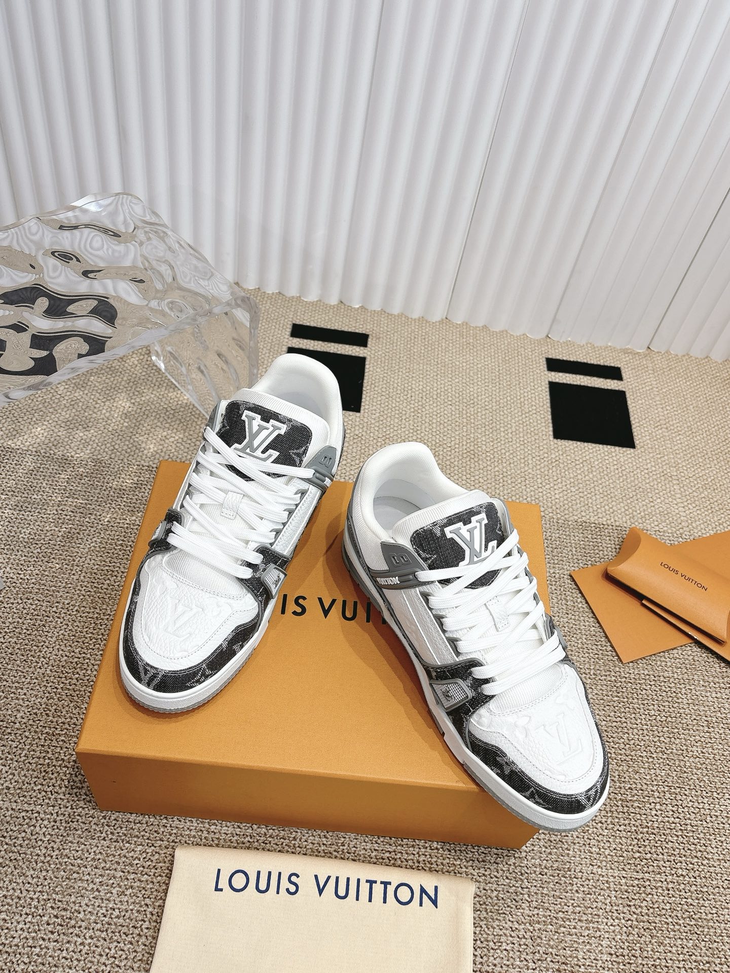 Louis Vuitton Vuiton 路易威登 Trainer系列板鞋篮球鞋 ‼