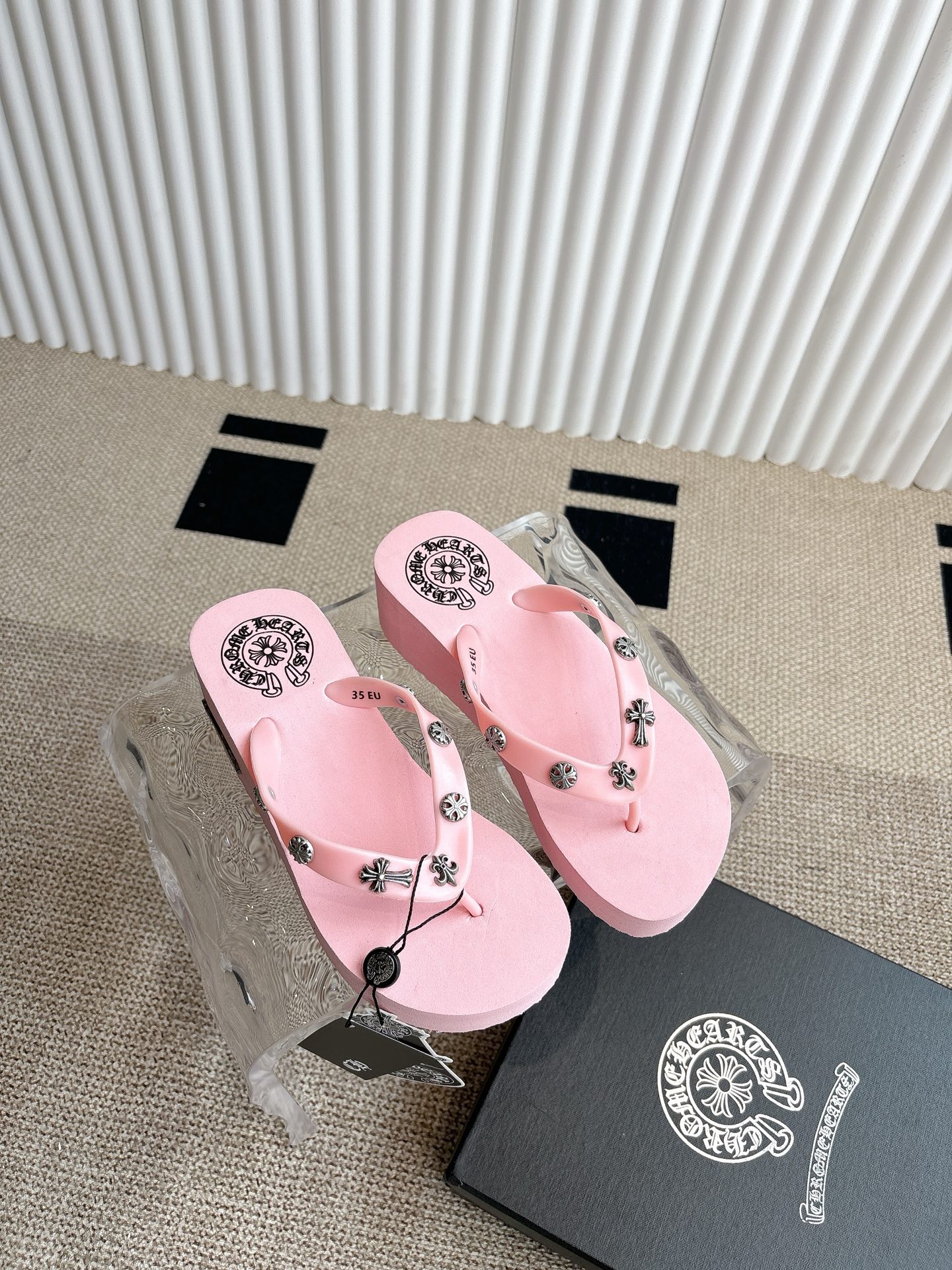 “Korean-Style Lazy Slippers: Popular Summer Fashion for Sizes 35-40” - 图片 3