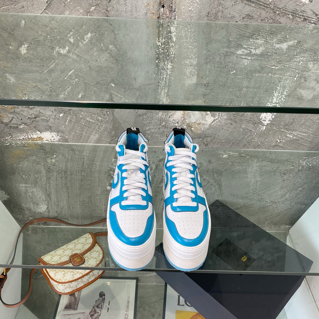 NO:261624,R13 thick sole high-top sneakers R13 thick sole shoes are really yyds. They instantly increase height by 5cm in seconds and become long legs. They don’t get tired of their feet when they go wild, and they don’t feel hard. Size 34-40, casual shoes/sports shoes, sneakers19860909R13 厚底高帮运动鞋R13厚底鞋真的是yyds 穿上瞬间增高5cm秒变大长腿 暴走都不累脚,还不会硬真的贼舒服 码数34-40,休闲鞋/运动鞋,sneakers,Women's Shoes