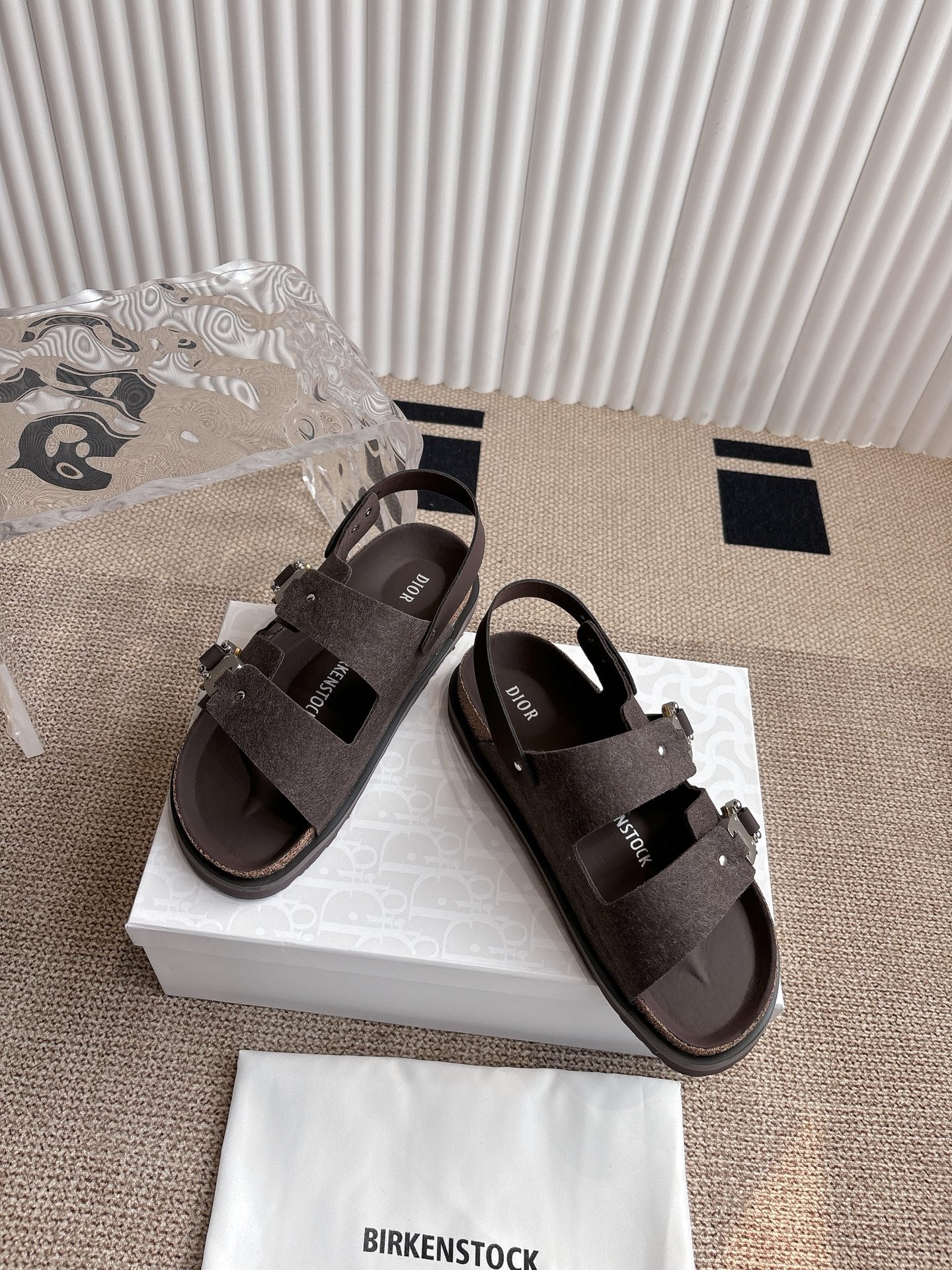 Dior x Birkenstock Limited Edition Sandals-Stylish and Comfortable 4 i1746555368088 6136 0 1