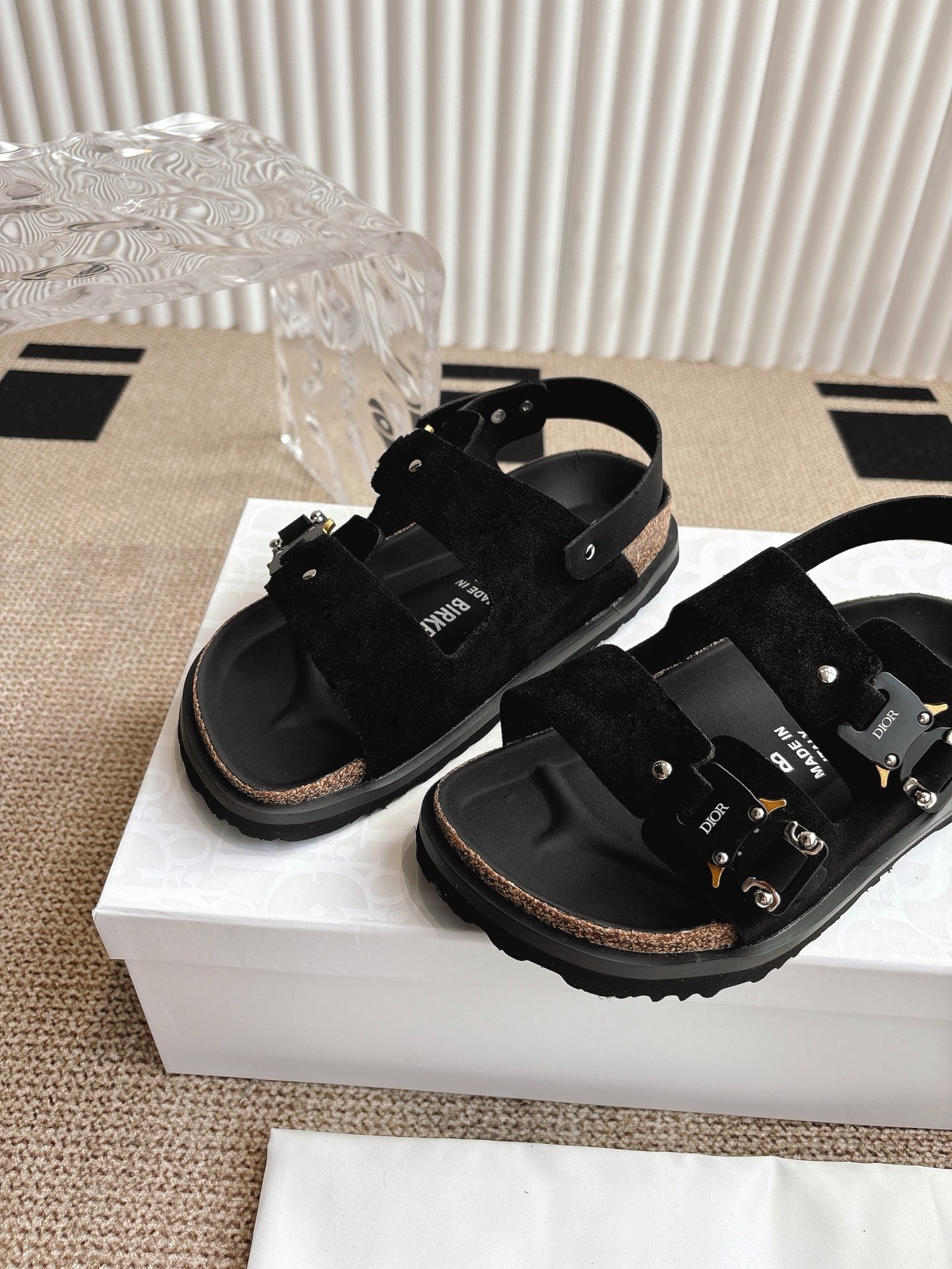 Dior x Birkenstock Limited Edition Sandals - Stylish Comfort for You 7 i1746555415727 9717 0 5