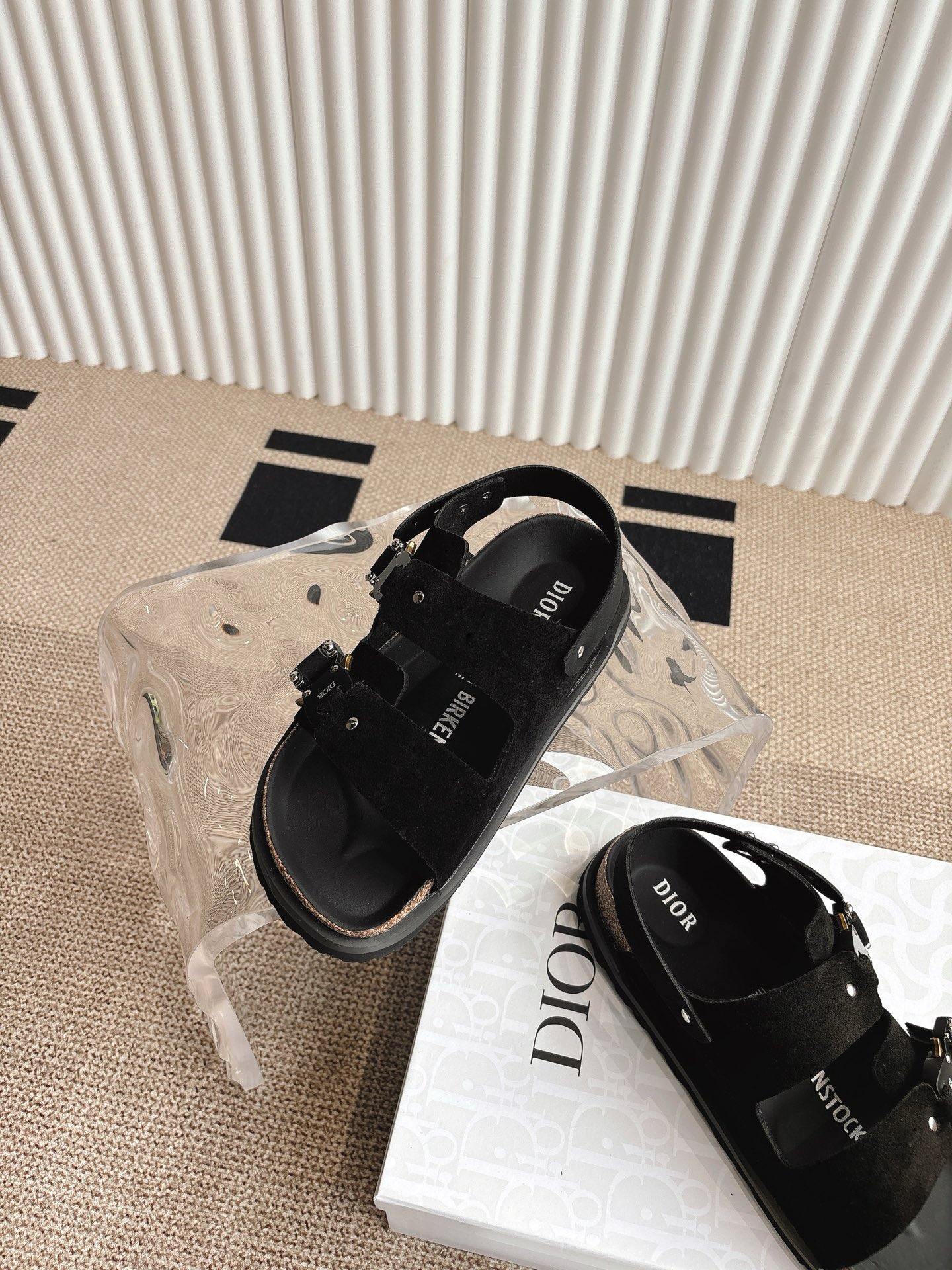 Dior x Birkenstock Limited Edition Sandals - Stylish Comfort for You 6 i1746555415741 9322 0 4