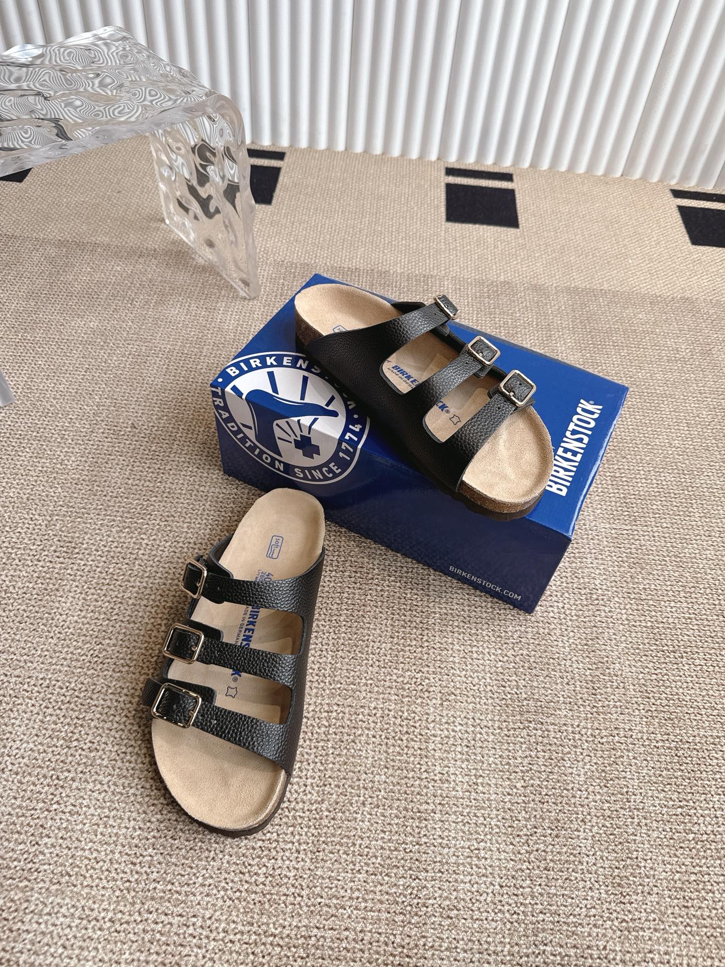 Birkenstock Florida Leather Sandals With Adjustable Buckles For Women 5 i1746600504849 1224 0 3
