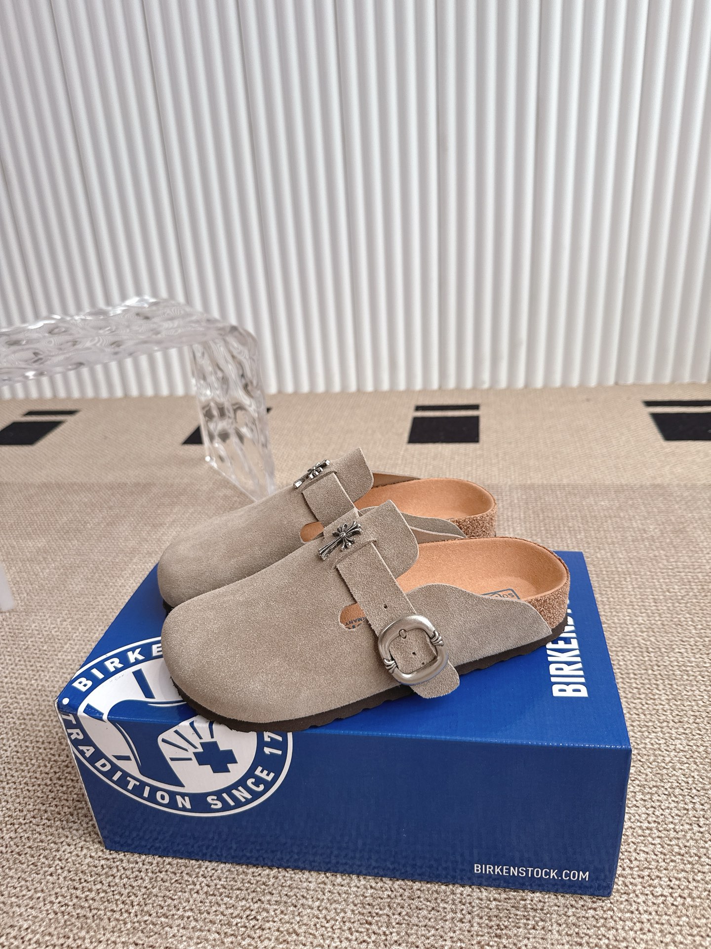 Birkenstock Boston Suede Leather Clogs with Cross Buckle - Unisex Sandals 5 i1746810978888 8181 0 3
