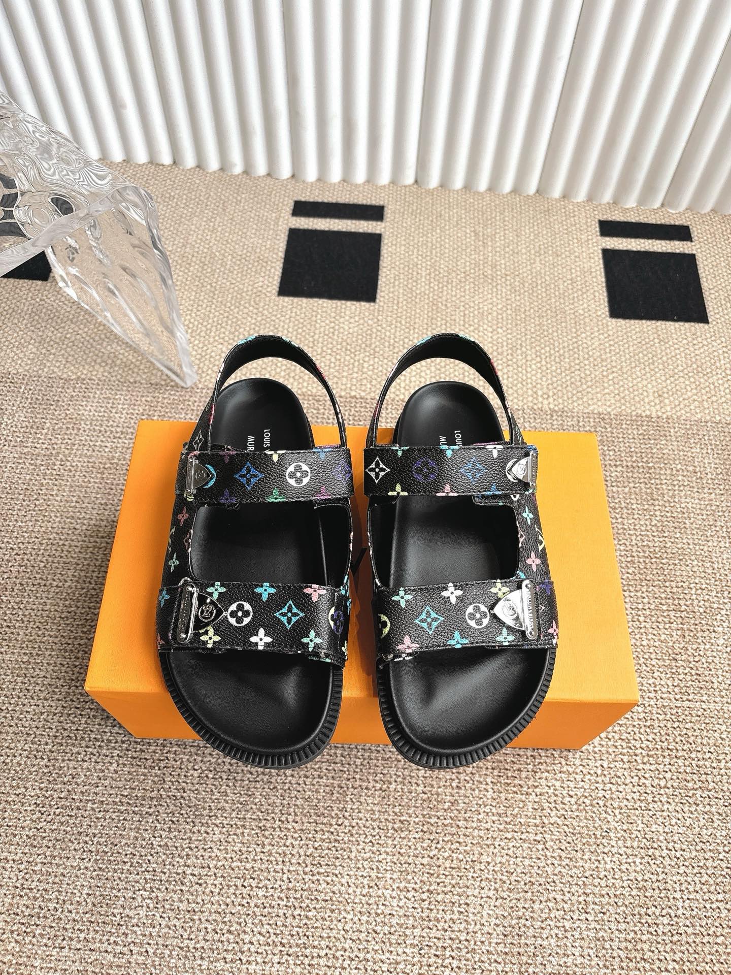 Louis Vuitton Sandals