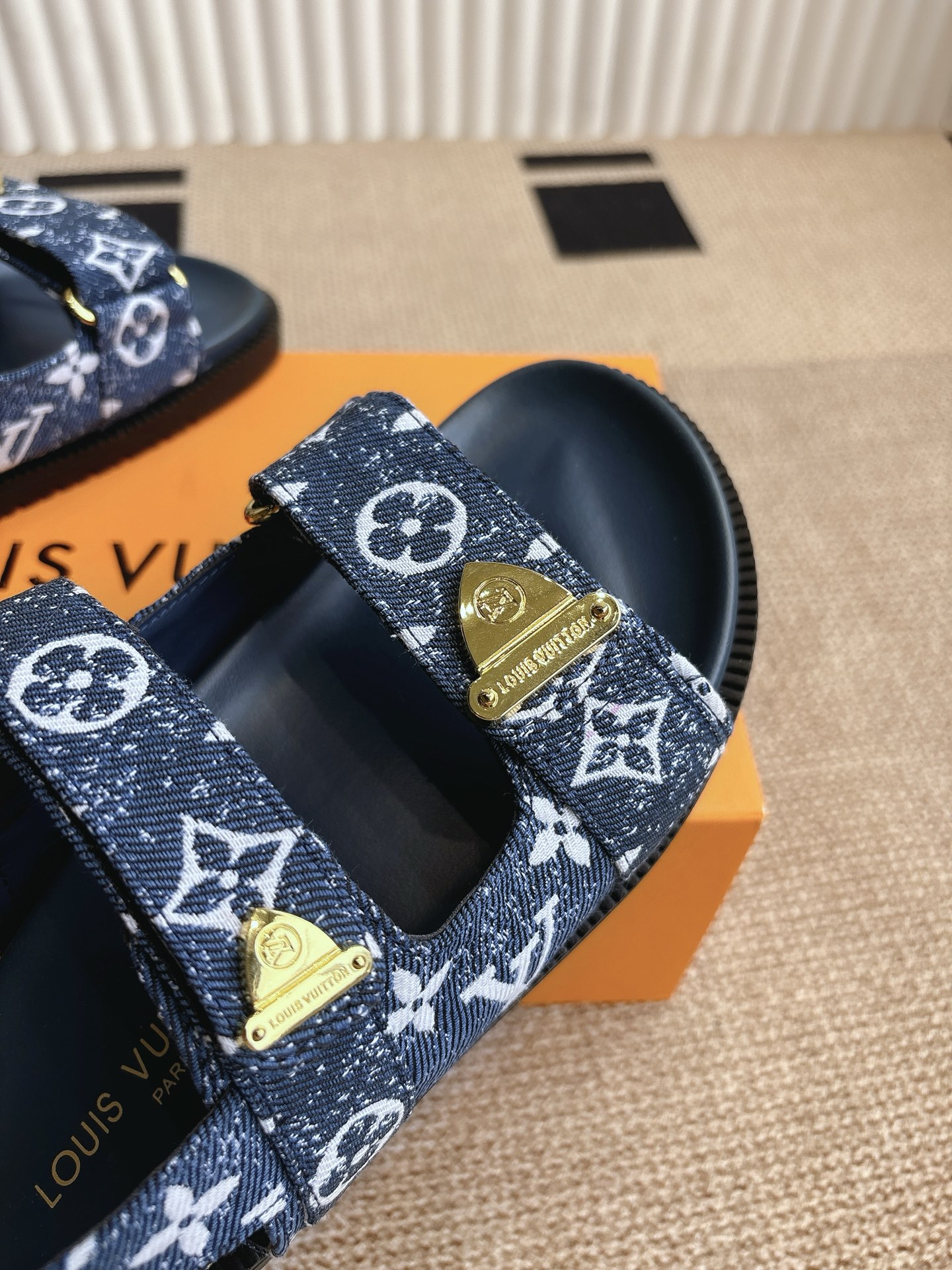 Louis Vuitton Sandals