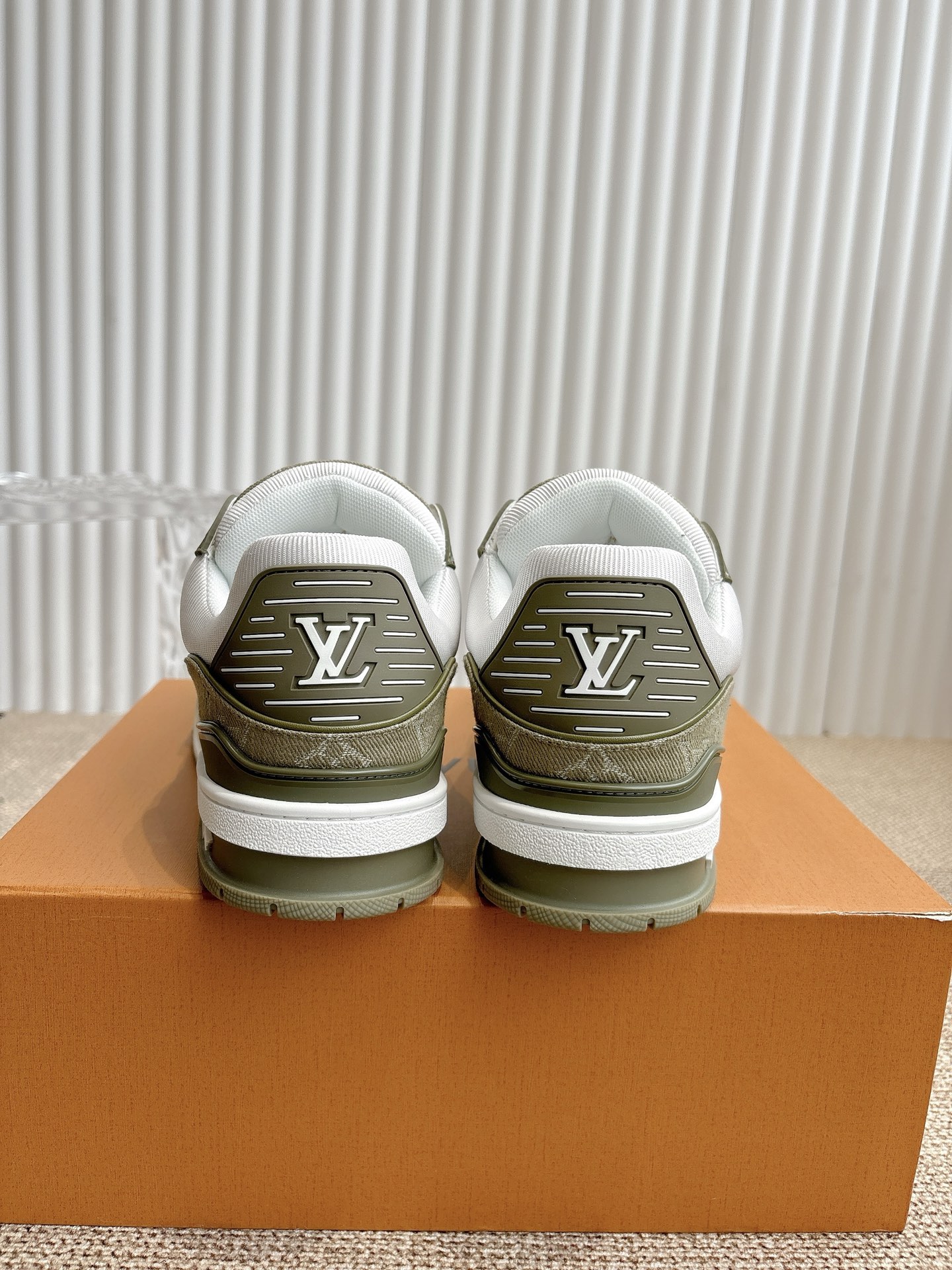 Louis Vuitton LOUIS VUITTON 路易威登 TRAINER运动鞋‼