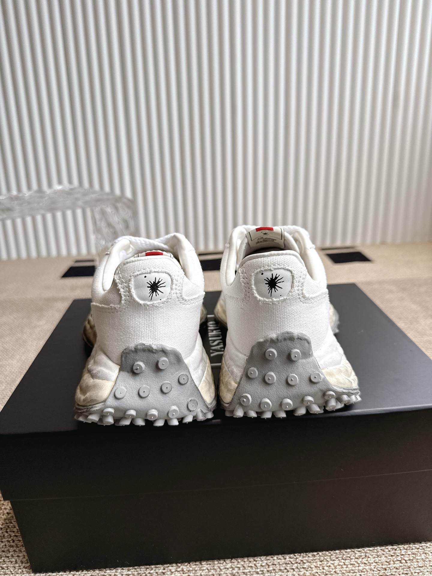 New Sports Style Shoes: Perfect Design for Comfort and Trendy Outlets (10 words) - 图片 8