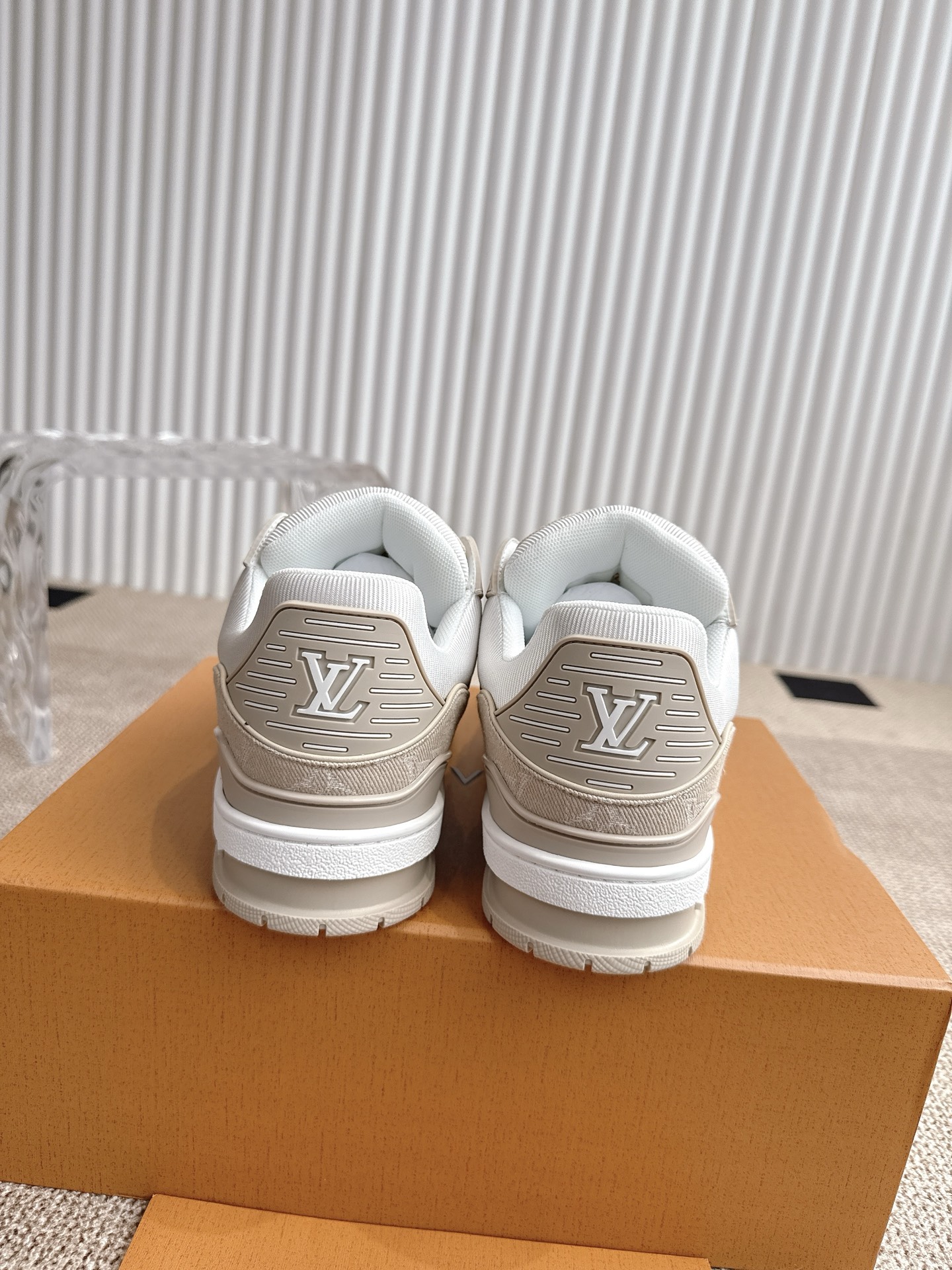 Louis Vuitton Louis Vuiton 路易威登 新款 LV Trainer系列板鞋篮球鞋 ‼