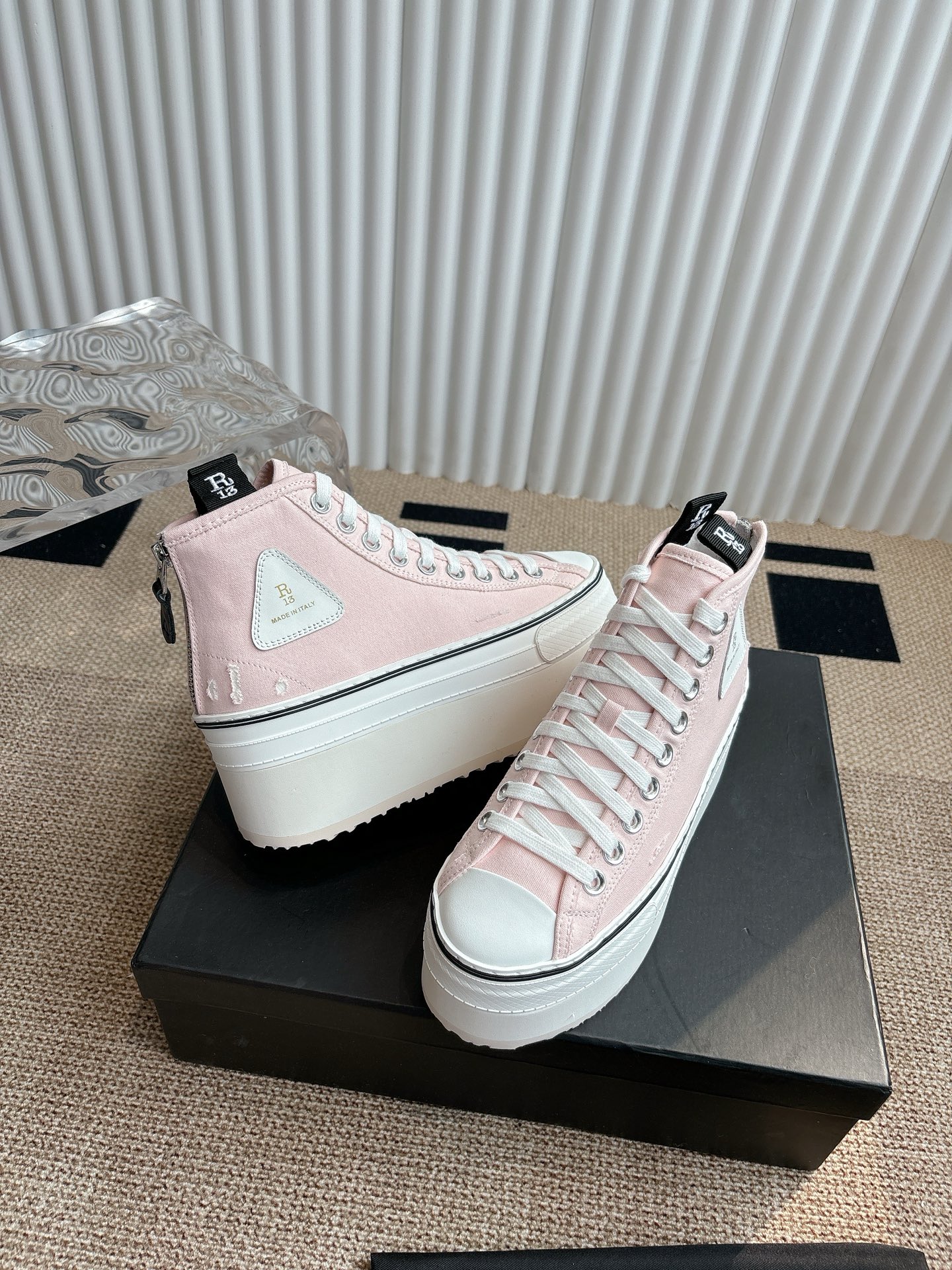 “R13 Thick-Heel Leisure Shoes: 800 Pounds, Sizes 34-40, Stylish and Comfortable” - 图片 4