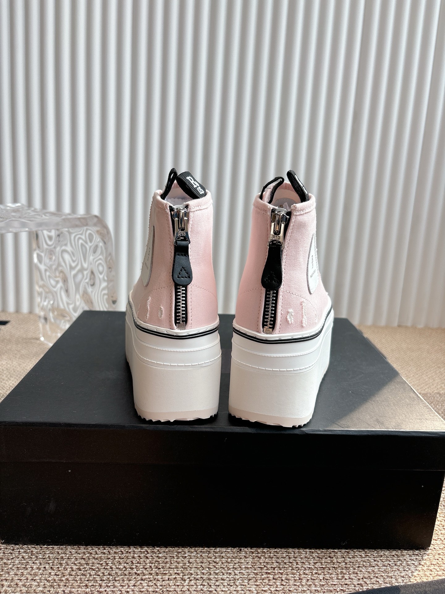 “R13 Thick-Heel Leisure Shoes: 800 Pounds, Sizes 34-40, Stylish and Comfortable” - 图片 7