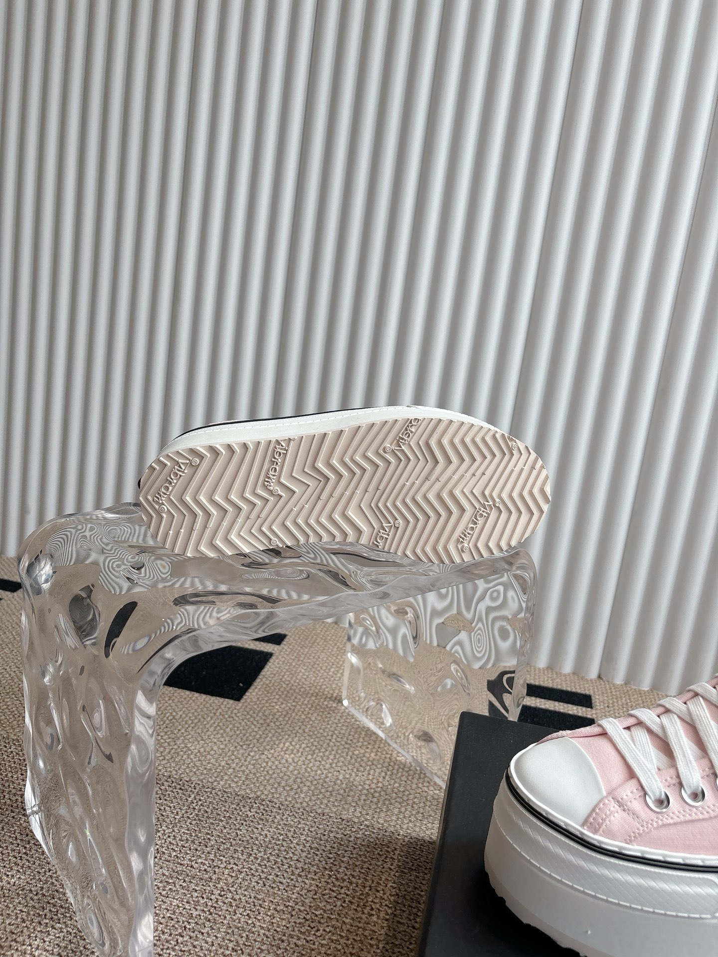 “R13 Thick-Heel Leisure Shoes: 800 Pounds, Sizes 34-40, Stylish and Comfortable” - 图片 9