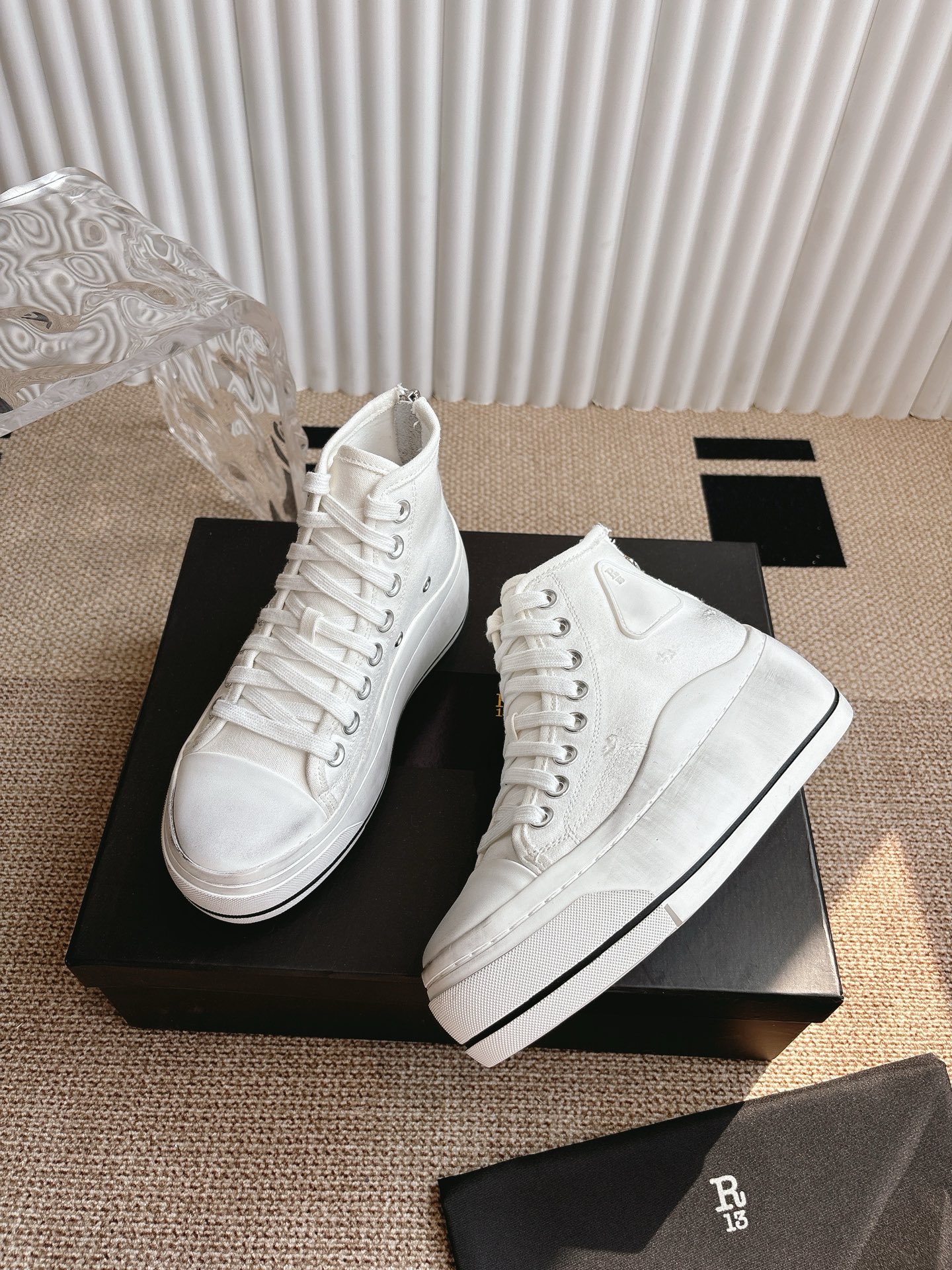 R13 Thick-Shoe Bands: Stylish High-Shoe Upgrade with 5.5-Second Leg Boost