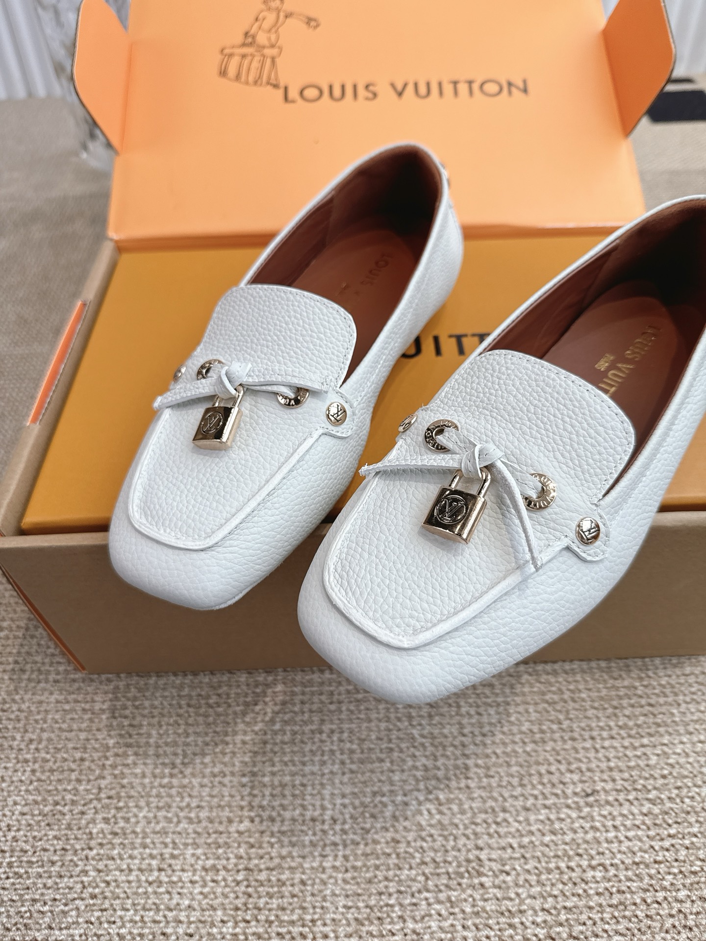 Louis Vuitton Vuiton 路易威登 FLORE乐福鞋‼