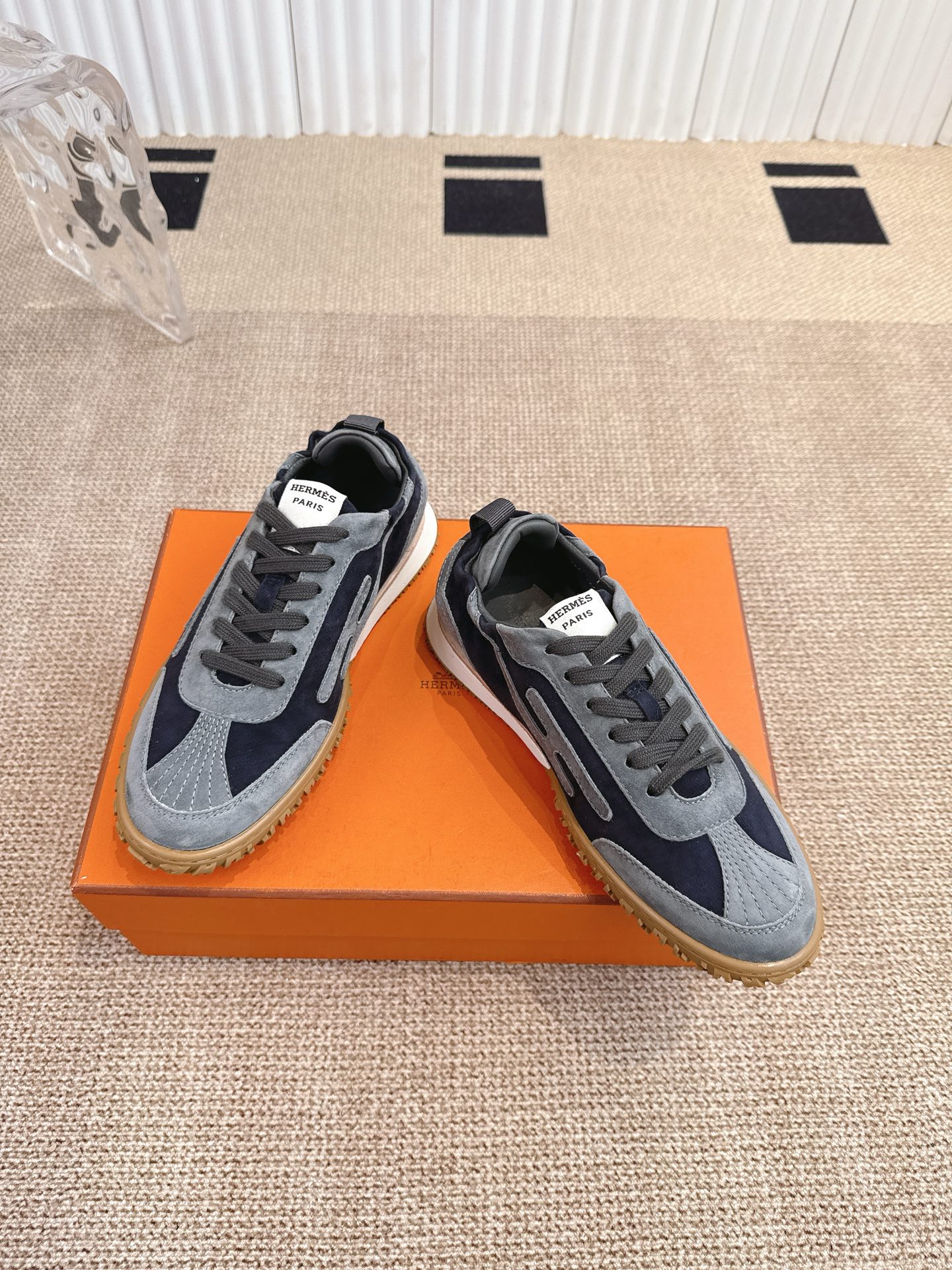 Hermes Eris New Lover Shoes: Unisex Style with Unique Design and Quality Materials - 图片 3