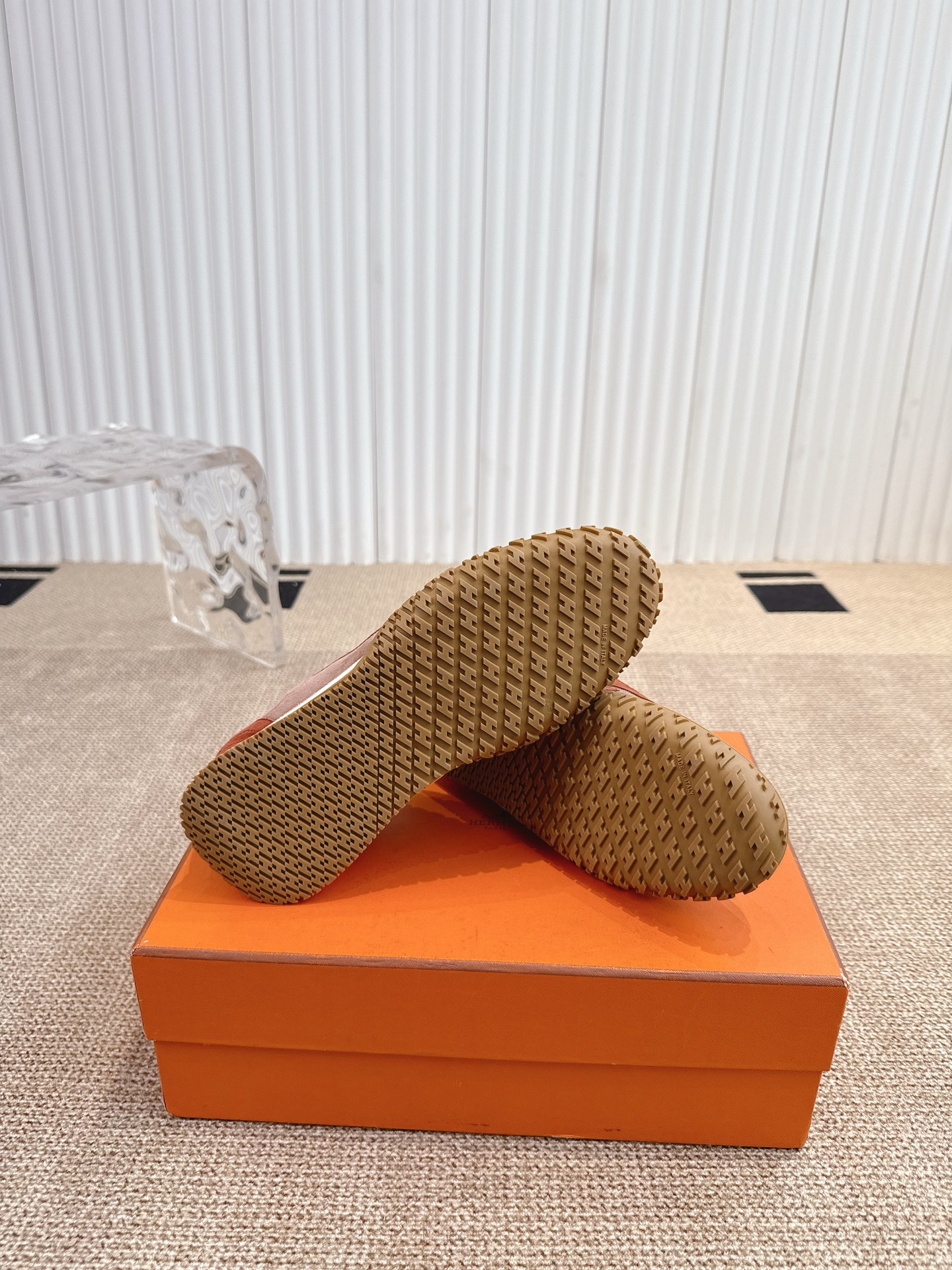 Hermes Eris New Lover Shoes: Unisex Design with TPU Bottom, Various Sizes - 图片 9