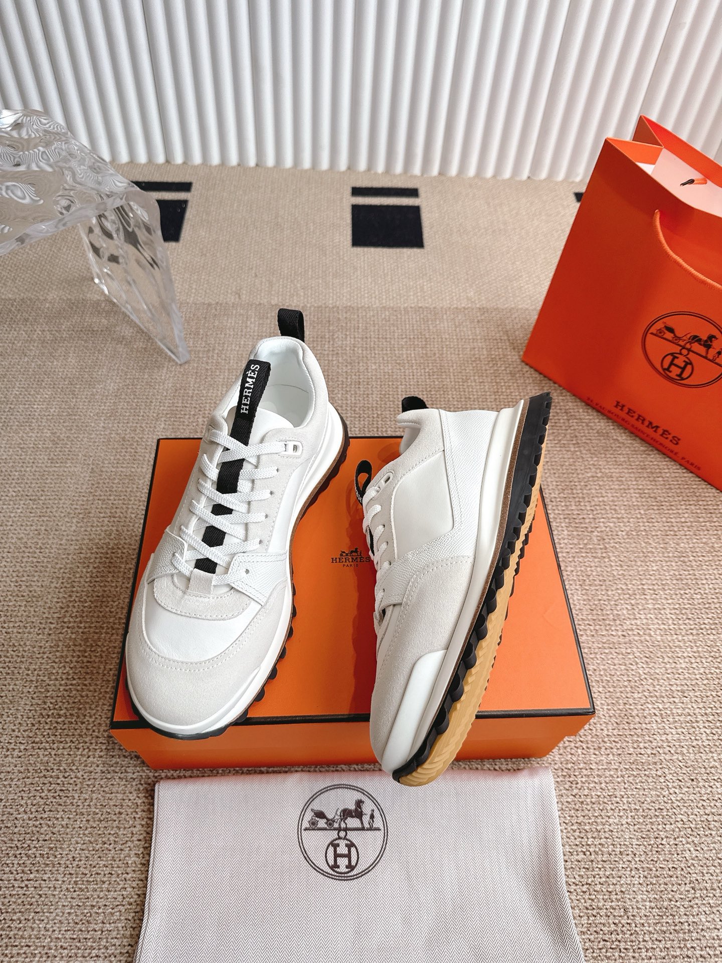 High-Quality Hermes Emermaze Real Shoes with Zenapa Calves and TPU Bubble Rubber