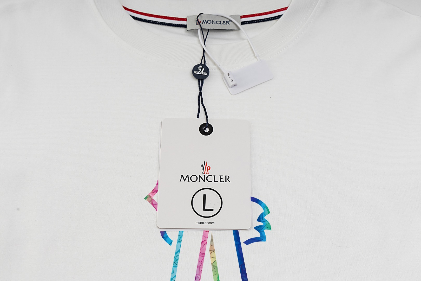 Moncler 2025 Spring/Summer Short Sleeve T-Shirt with 3D Logo Print 4 o 1ifmfdckt1prr1m5qgh6g9bkek2