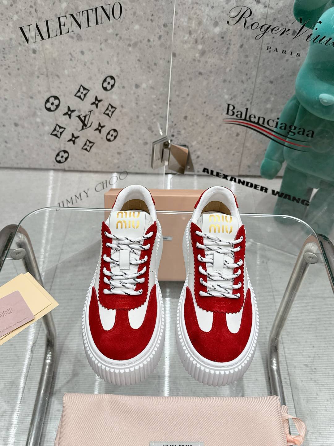 NO:129611,Miumiu high-end white shoes are available in new sizes sizes 35-41, casual shoes/sports shoes, miumiu, sneakers19860909miumiu高端小白鞋上新 尺码 35-41码,休闲鞋/运动鞋,miumiu,sneakers,Women's Shoes