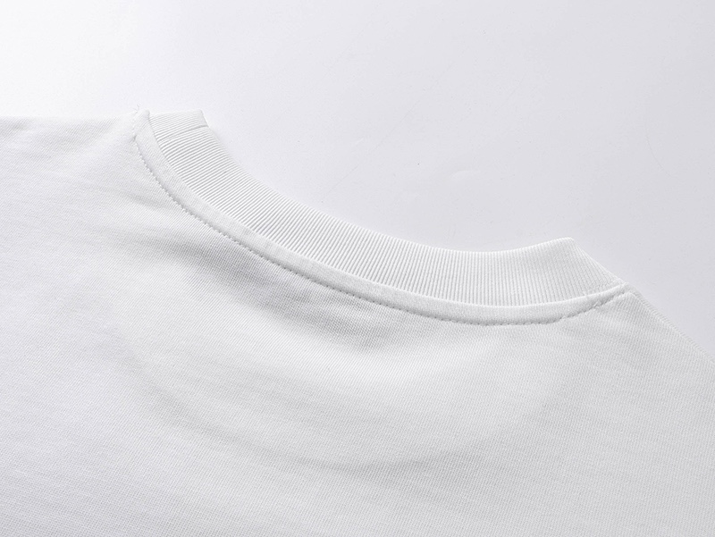 Gucci古驰 25ss 立体净色刺绣圆领T恤
