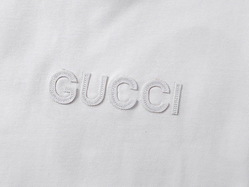GUCCI古驰2025年蛇年烫钻限定款胸口刺绣后背红蛇印花烫钻款圆领短袖T恤