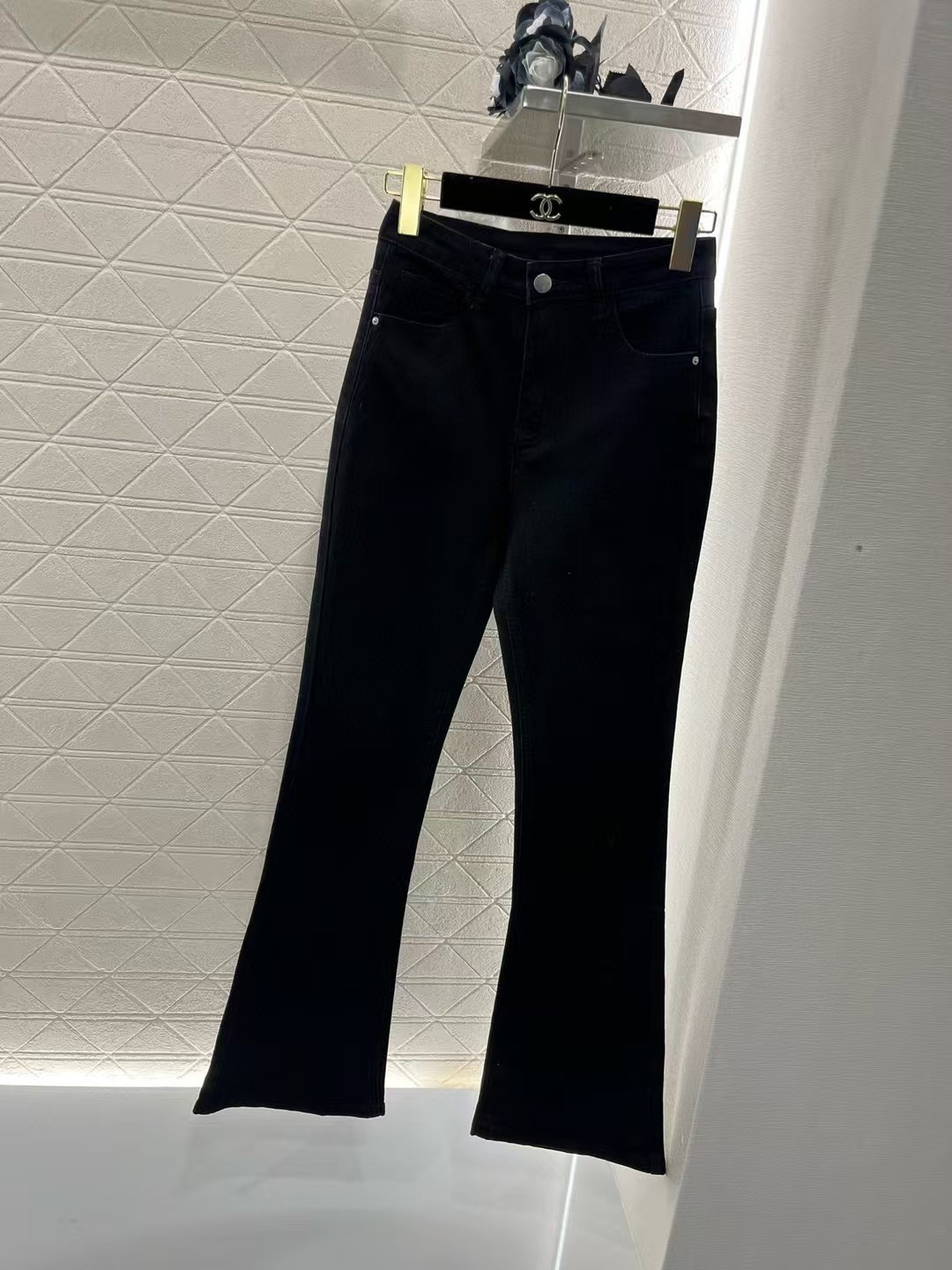 Chanel 2025 Ski Collection Flared Jeans with Plush Logo - Black Denim 6 i1731767399 4880 6