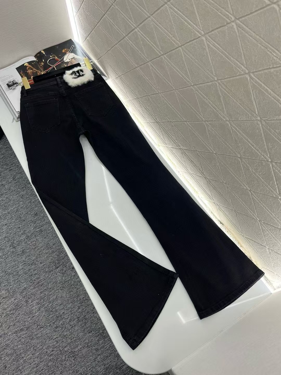Chanel 2025 Ski Collection Flared Jeans with Plush Logo - Black Denim 2 i1731767399 7339 1