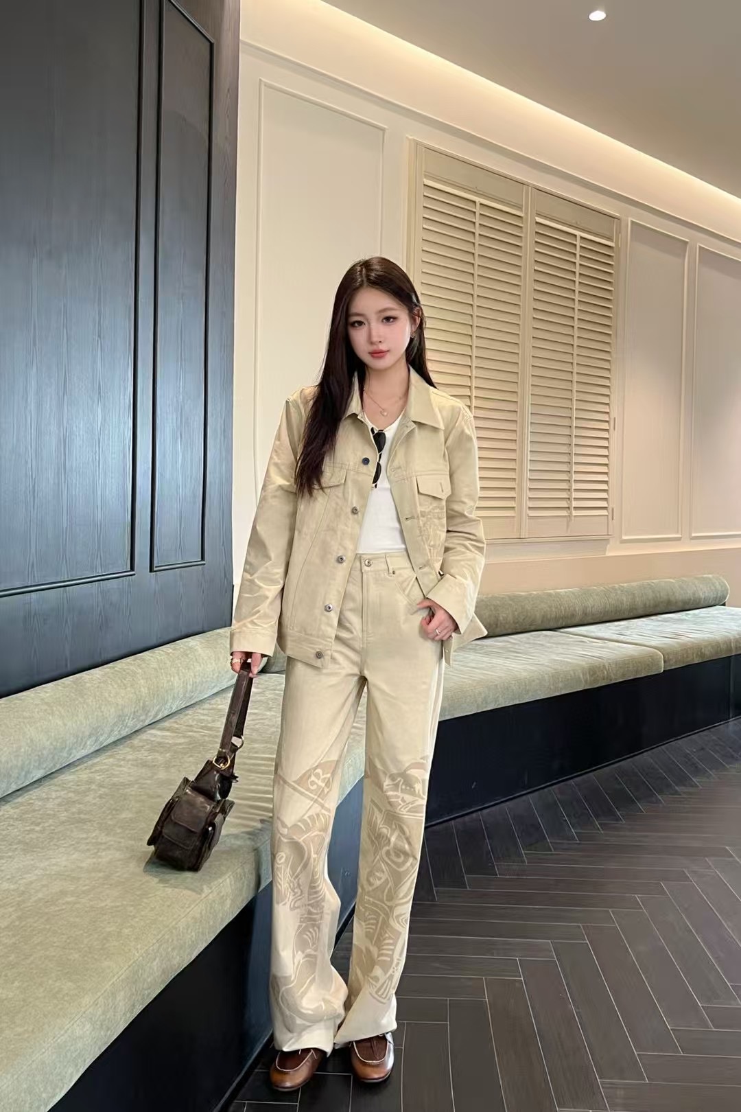 Burberry 2025 New Arrival Denim Jacket and Skirt Set - Luxury Cotton Blend 1 i1746978981007 2376 0 0