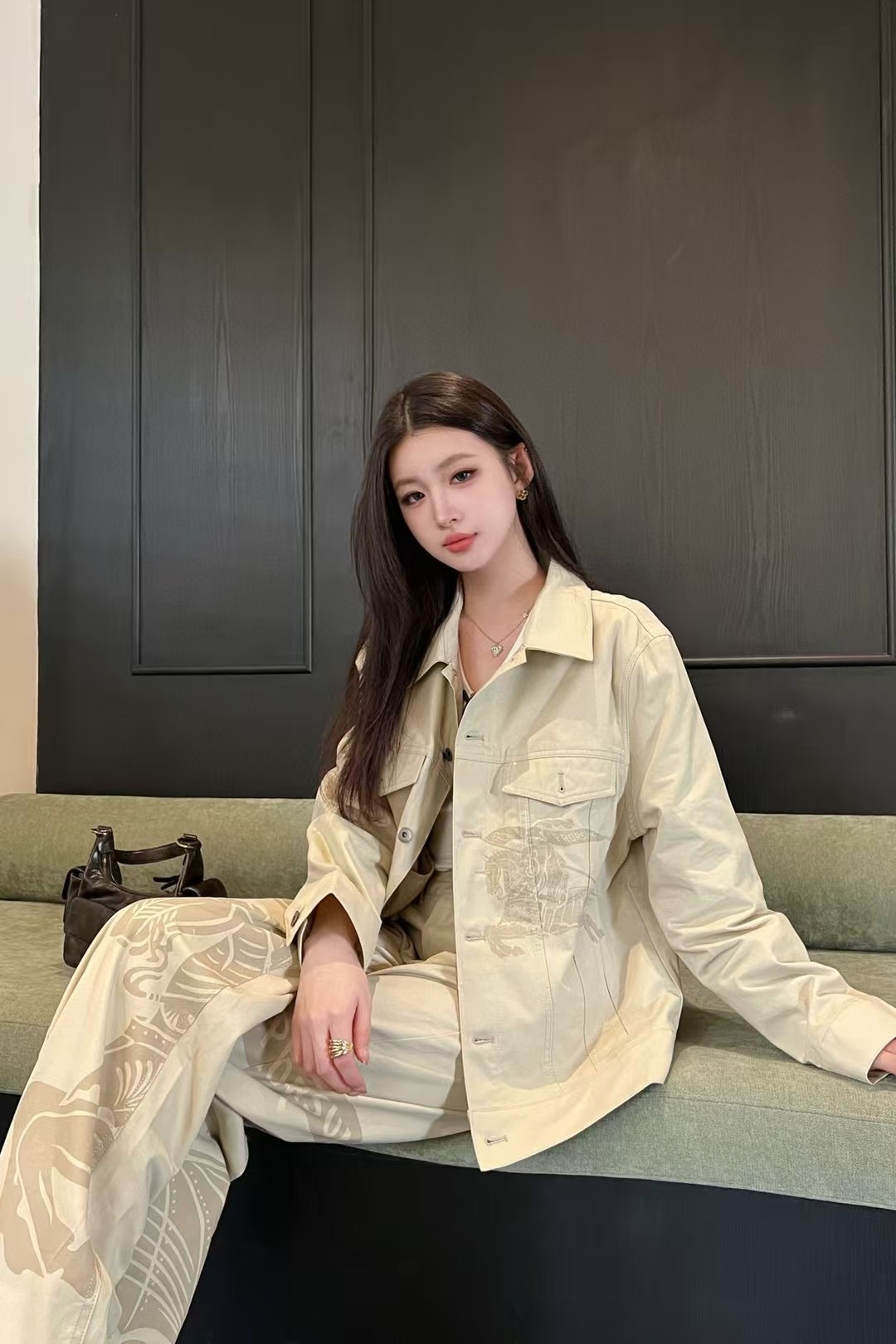 Burberry 2025 New Arrival Denim Jacket and Skirt Set - Luxury Cotton Blend 5 i1746978986994 9866 0 4