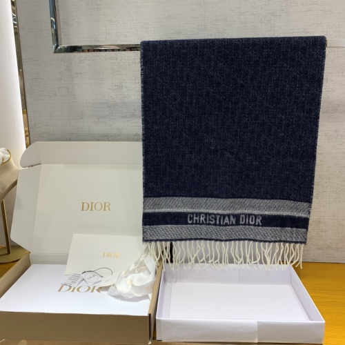 Elegante Dior Marineblauwe Kasjmier Sjaal met Logo, 45 x 200 cm 1 Elegante Dior Marineblauwe Kasjmier Sjaal met Logo, 45 x 200 cm
