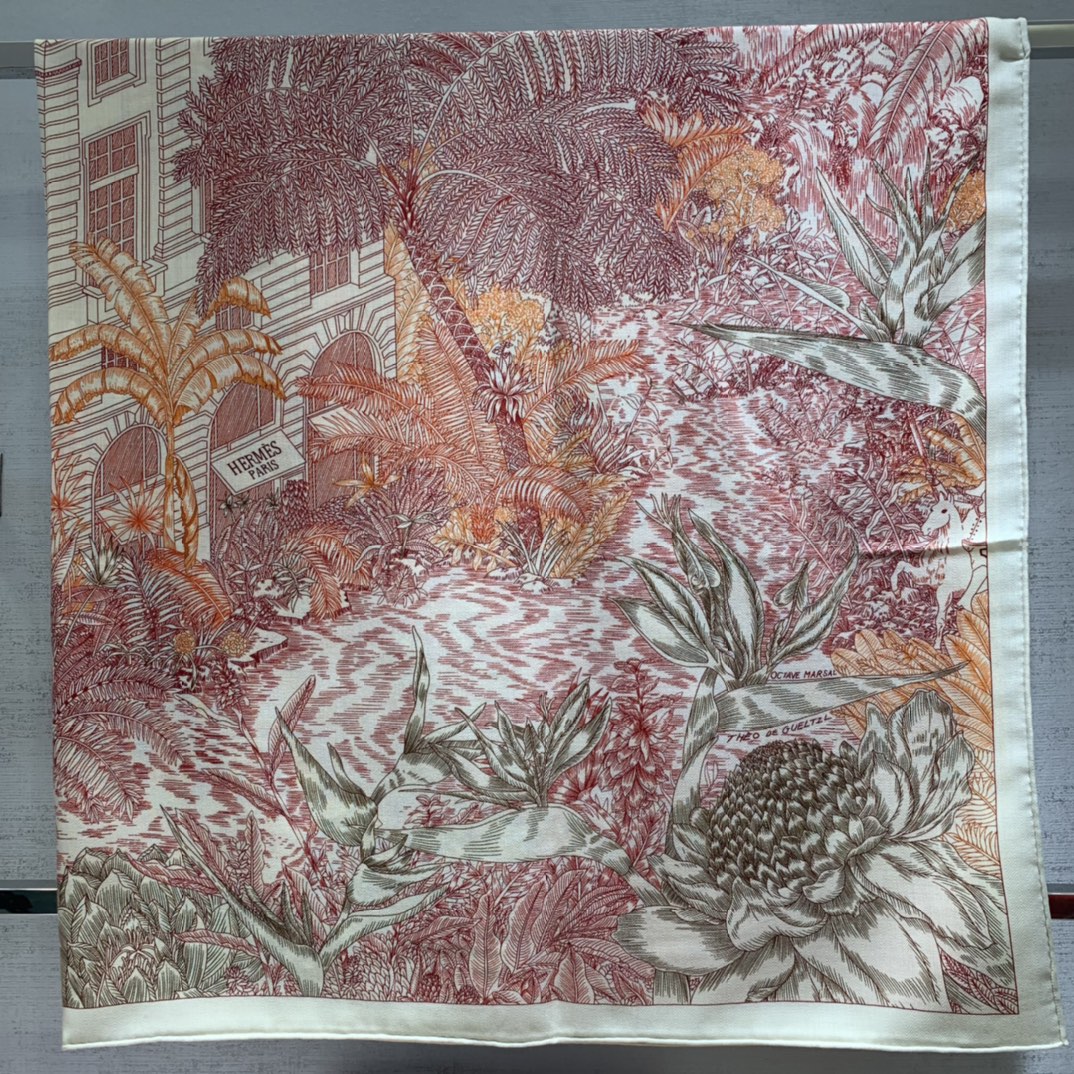 Luxurious Hermes 140 Cashmere & Silk Blend Shawl - Tropical Jungle Design 8 i1722670294 8742 4