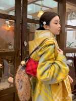 צעיף צהוב עם ברדס ~ 2 צעיף צהוב עם ברדס ~