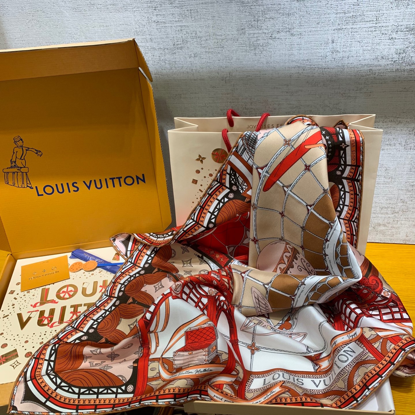 Louis Vuitton Silk Scarf, 90x90cm - 'Fantastic Journey' Design 8 i1736914213015 7884 0 7