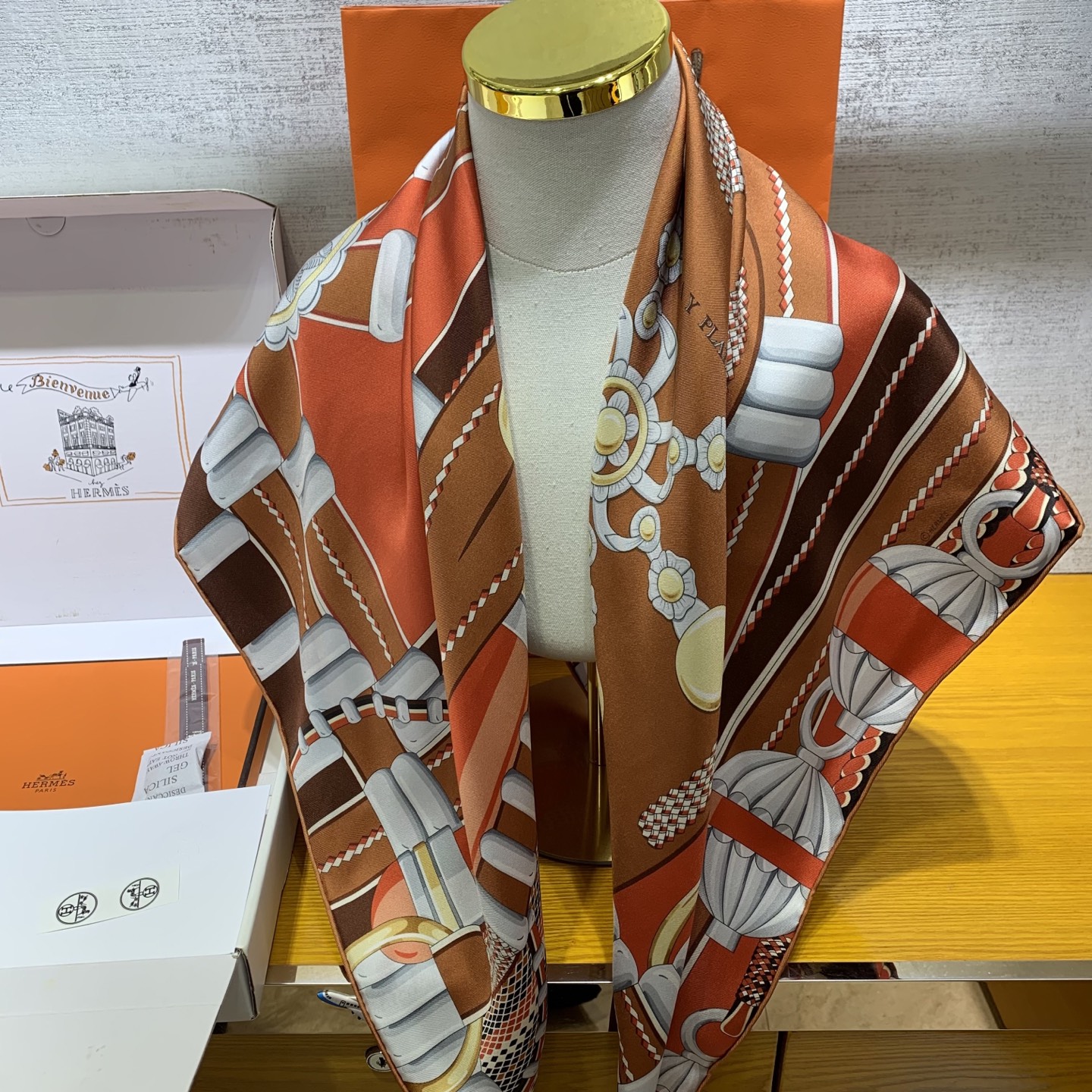 Hermès 100% Twill Silk Scarf, 90*90cm, Hand-Rolled Edges, Orange 6 i1754900291787 7348 0 4