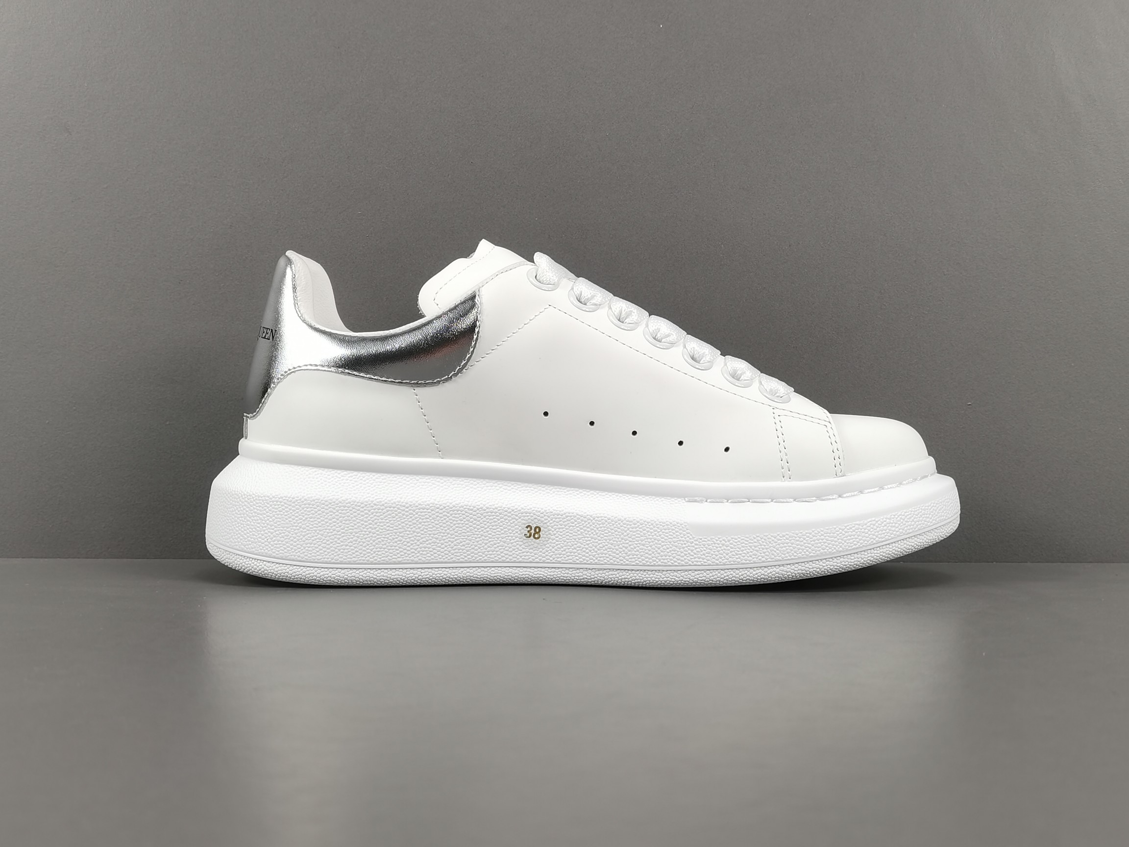 Alexander McQueen Shoes P Channel Advantage Wholesale Available！ — photo 2