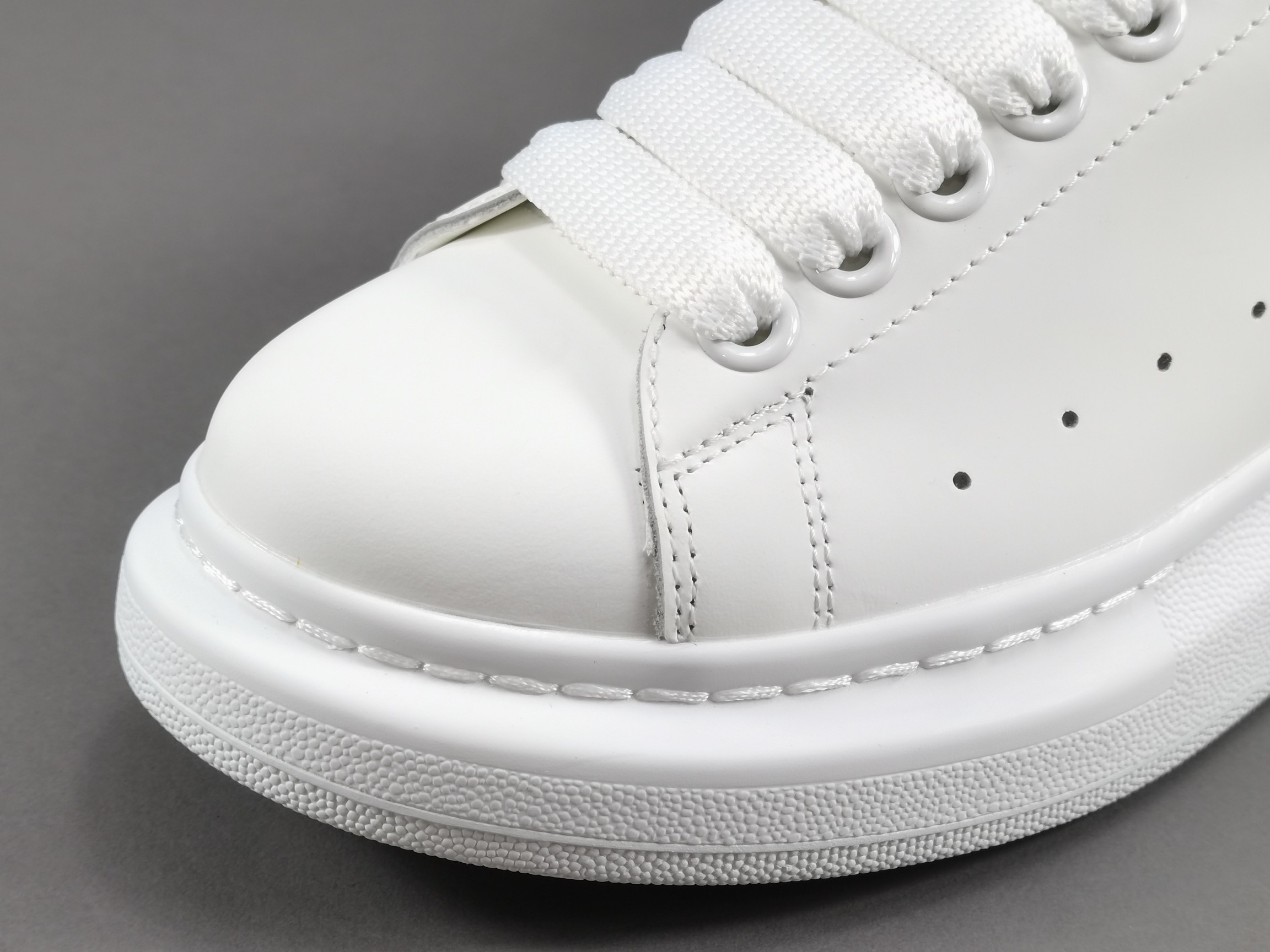 Alexander McQueen Shoes P Channel Advantage Wholesale Available！ — photo 2