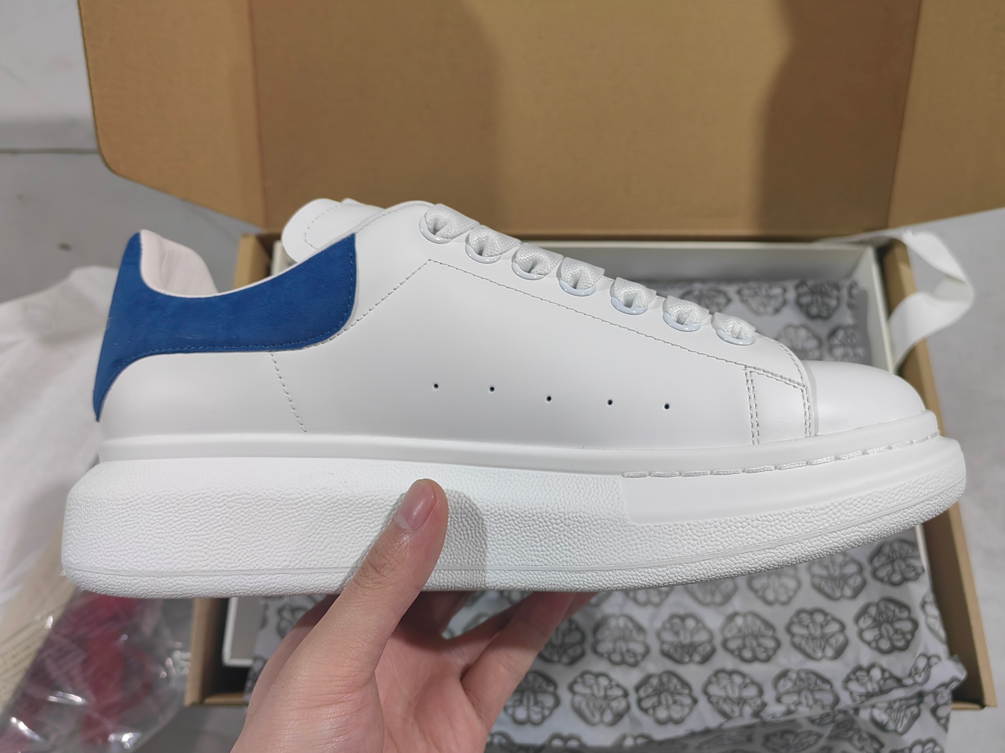 Alexander McQueen Shoes P Wholesale Available — photo 2