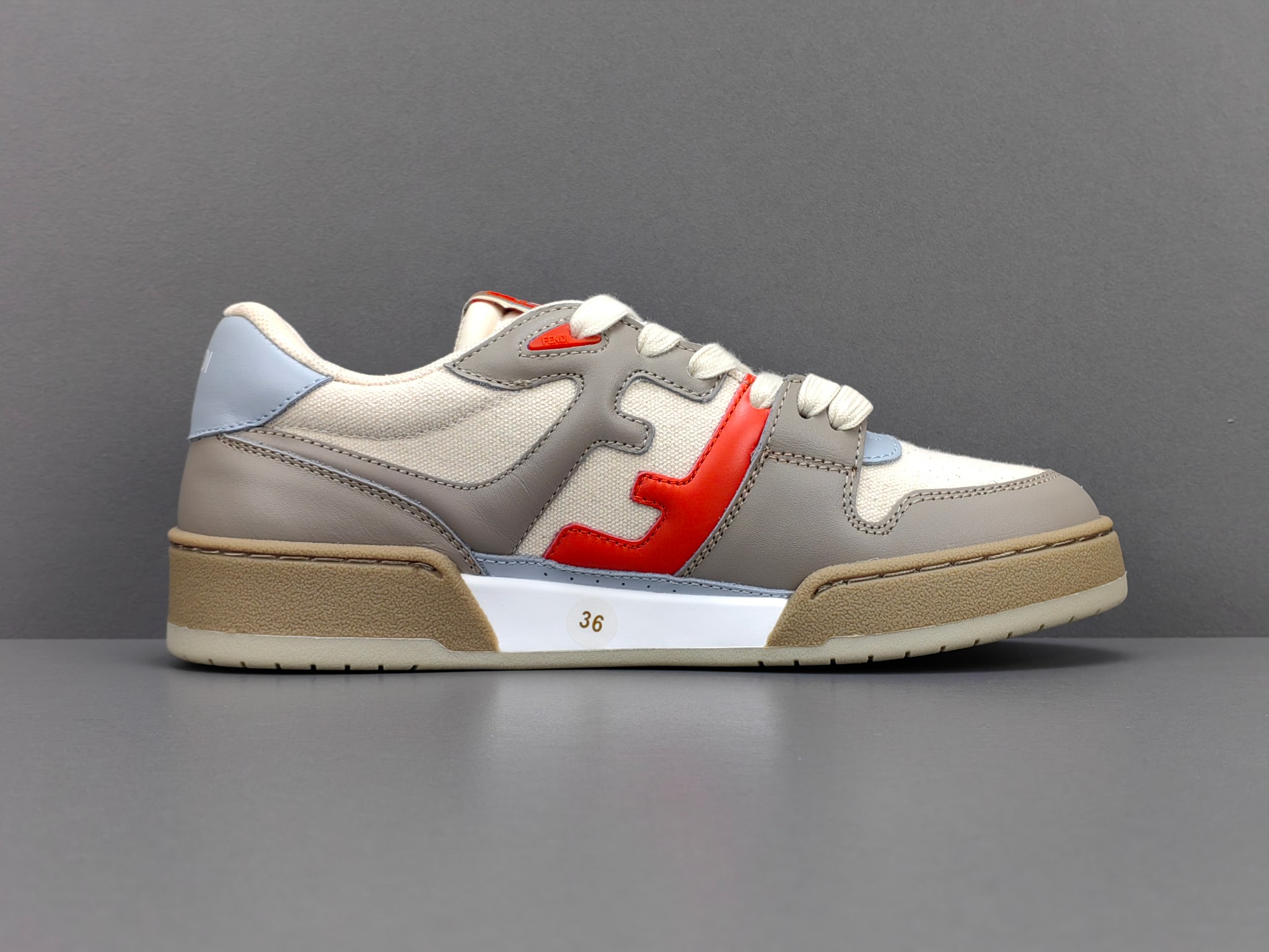 SCARPA FENDI P Channel Advantage disponibile all'ingrosso — photo 2