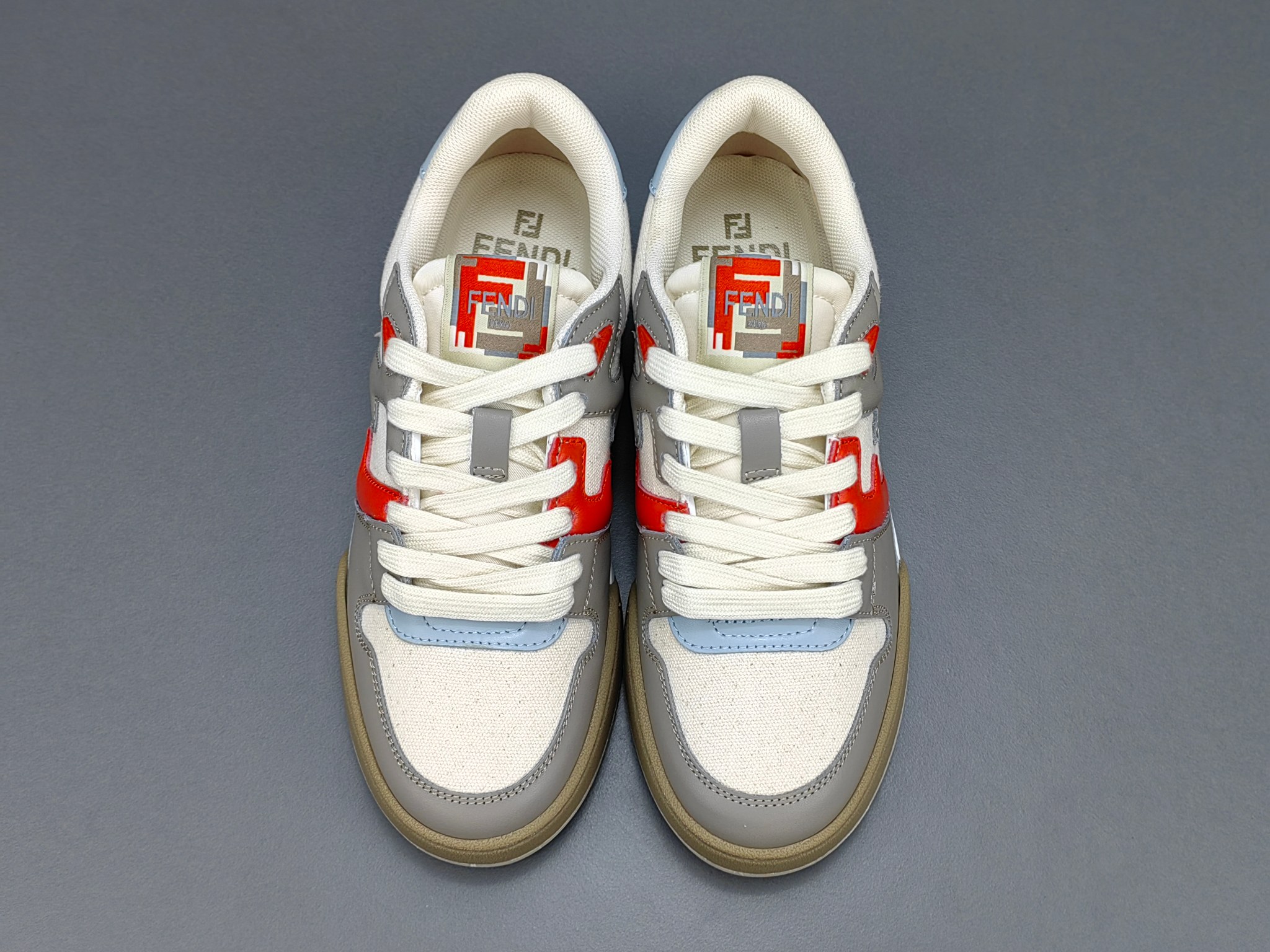 SCARPA FENDI P Channel Advantage disponibile all'ingrosso — photo 4